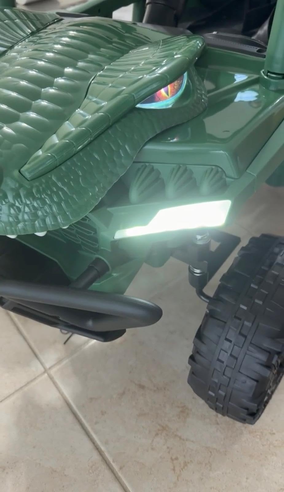 12V Dinosaur Ride On UTV, Kids Electric Vehicle with Parent Control, 3 Speeds, 6 LED Lights, Shock Absorption, Bluetooth, Music, Sharp Claws & Fierce Eyes, Toy Car for Toddler Ages 2-4 (Green) customer photo 2