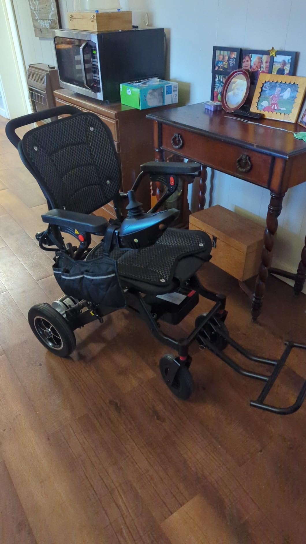 Upgrade 21'' Wide Seat 700W Motor Reclining Electric Wheelchair LCD Screen, 30+ Miles Range All Terrain Motorized Wheelchair, 330lb Capacity, with USB LED Light, Backpack, Cup Holder customer photo 2