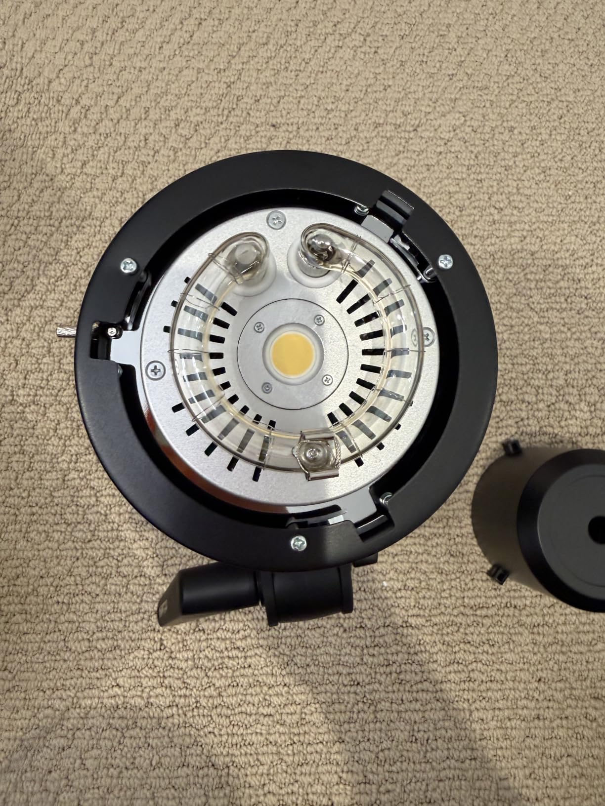 Godox SK400III-V SK400IIIV 400Ws Bowens Mount Studio Strobe Light | 2.4G X system, GN65, 5700K, built-in modeling lamp, 0.1-1.5s recycle, great for portrait, wedding & product shooting customer photo 2