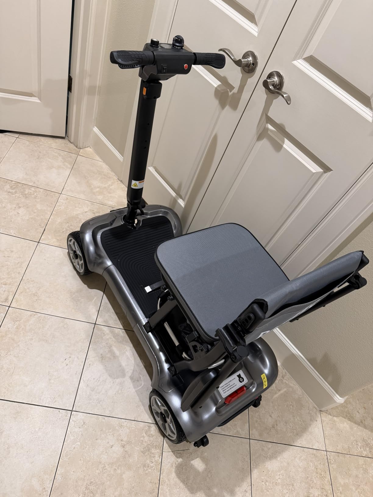 [2026 Upgraded] PAISEEC D3 Pro Ultra Lightweight Mobility Scooter, 2 Batt customer photo 1