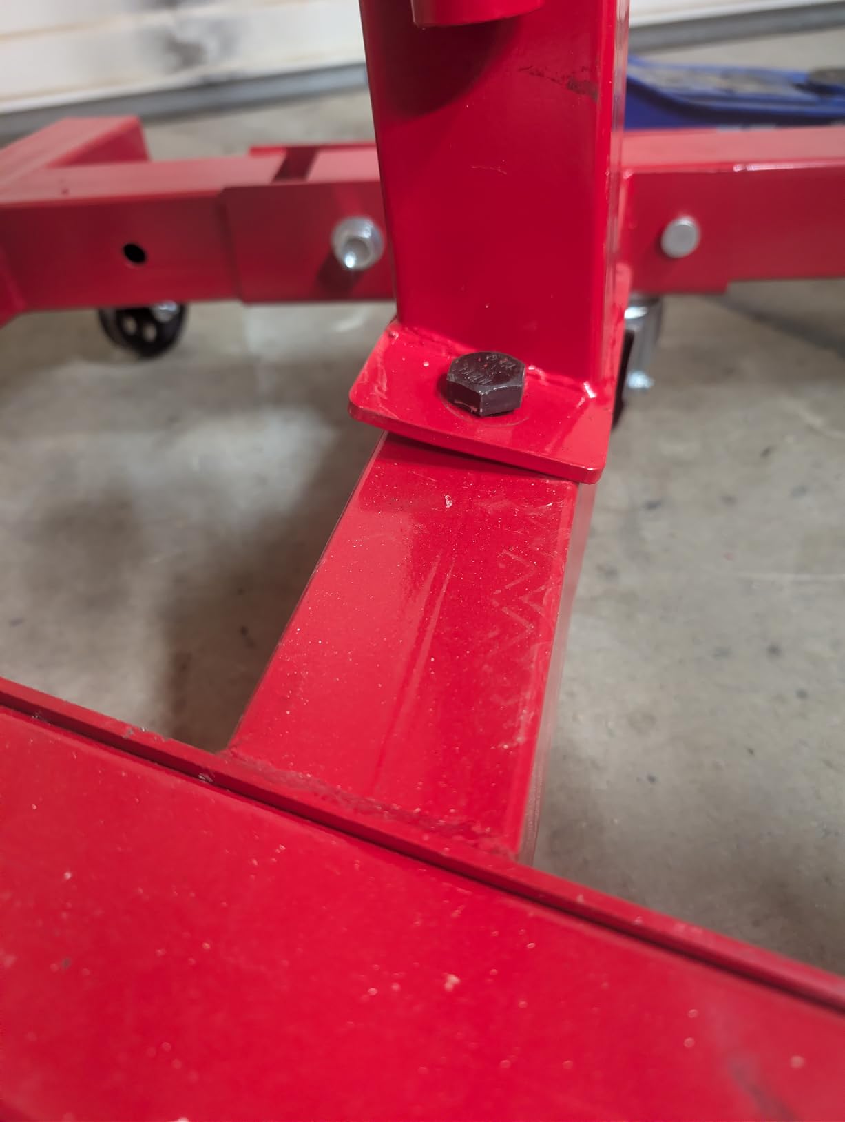 GarveeTech Engine Hoist with Lever, 2 T 4000 Lbs Heavy Duty Folding Cherry Picker Engine Lift Hydraulic Tilting Engine Shop Crane with 6 Iron Caster Wheels Telescopic Boom Hitch, Yellow customer photo 1