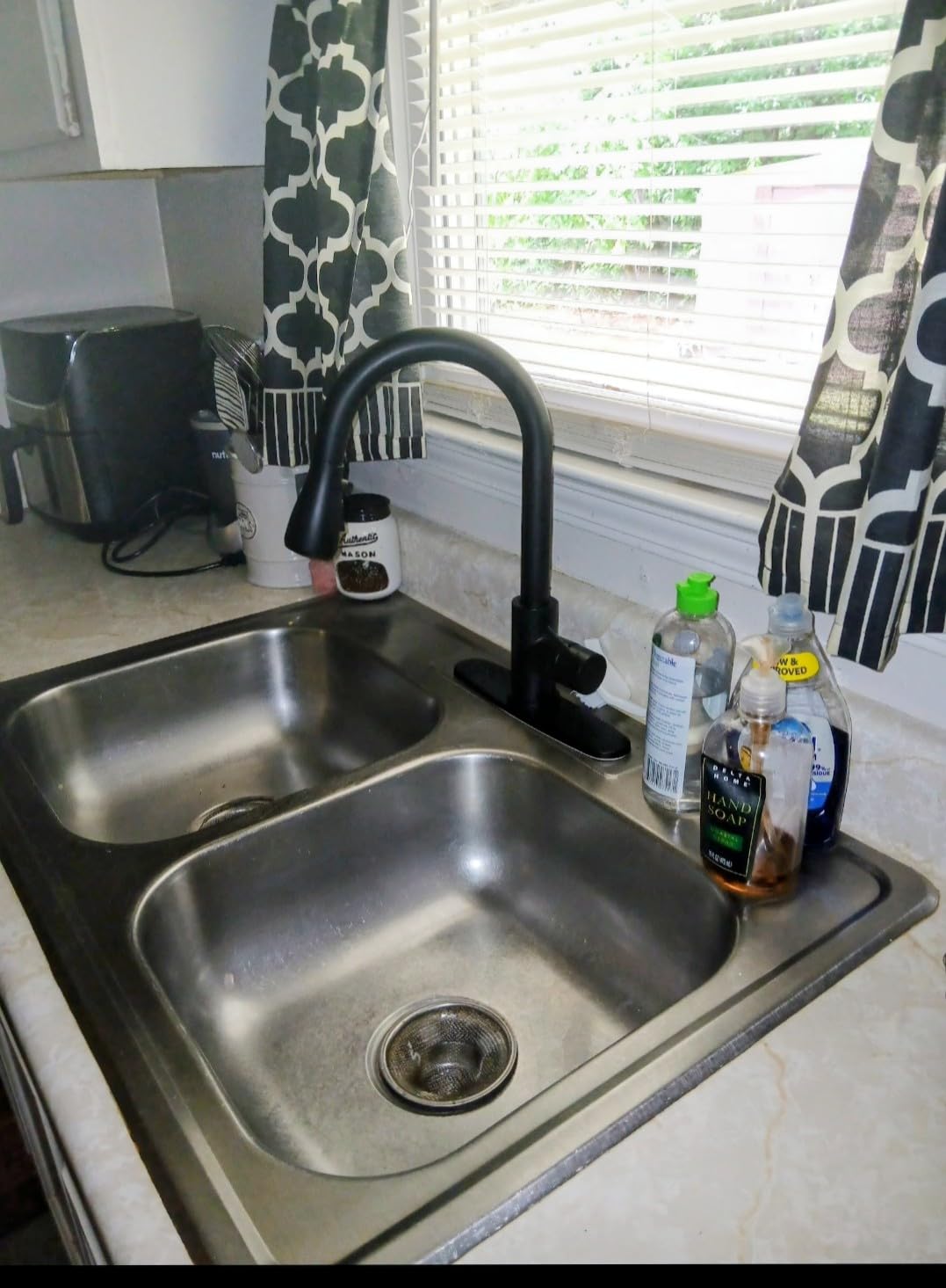 Touchless Kitchen Faucet with Pull Down Sprayer for Kitchen Sink, Single Handle Motion Sensor Faucet with LED Light and Dual-Function Spray, Hands-Free Brushed Nickel Stainless Steel customer photo 2