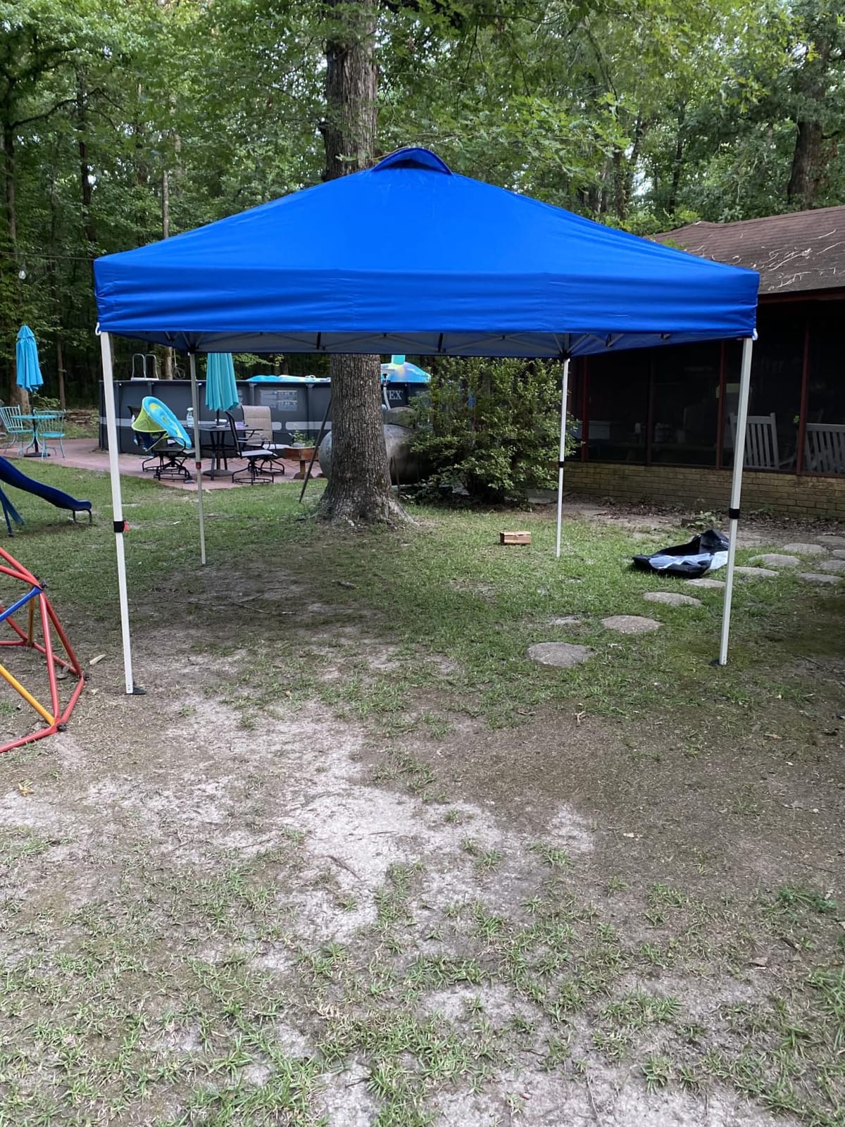 WEIZE 10x10 Pop Up Canopy Tent, 1-Button Push Setup Canopy Tent, Adjustable Height Instant Portable Shelter, Portable Roller Bag, Easy Outdoor Sun Shade for Events, 4 Weight Bags, Blue customer photo 1