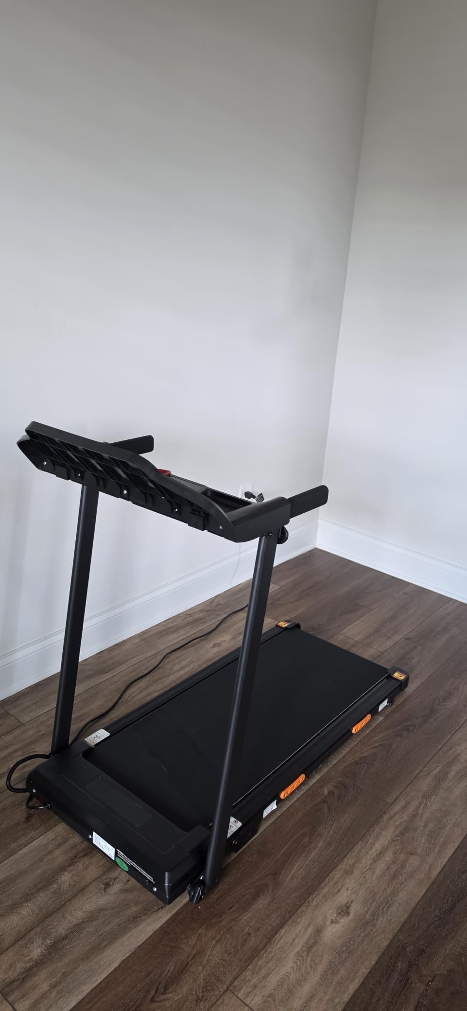 CURSOR FITNESS 16% Incline Treadmills for Home Small with 3 LED Displays | 400LBS Capacity Foldable Walking Pad Treadmill with Low Noise 3.0HP Motor, Portable Treadmill 0.6-7.0MPH customer photo 1