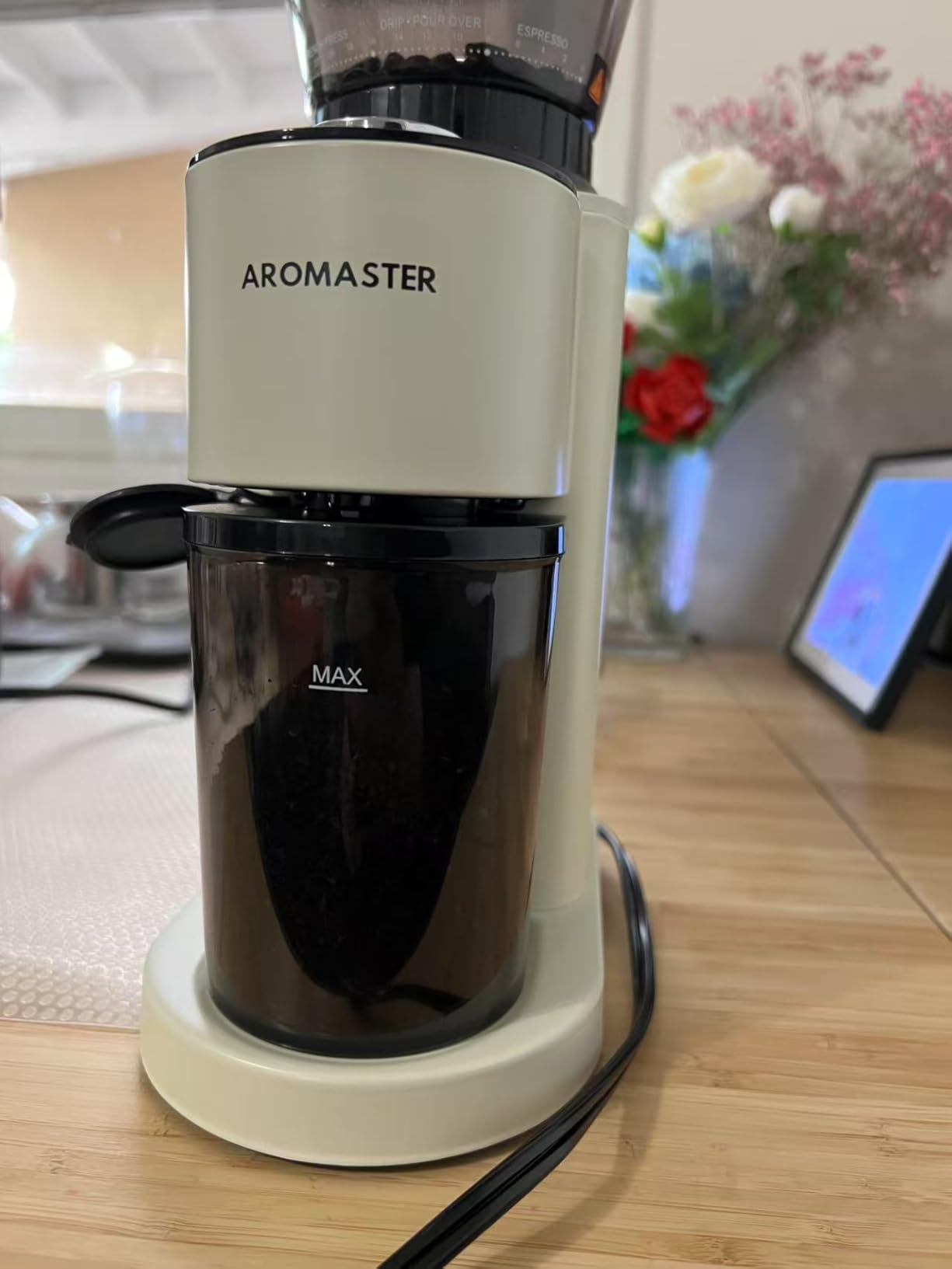 Aromaster Conical Coffee Bean Grinder, 48 Settings, Anti-Static, Stainless Steel, 40S Adjustable Timer, Removable Burr customer photo 2
