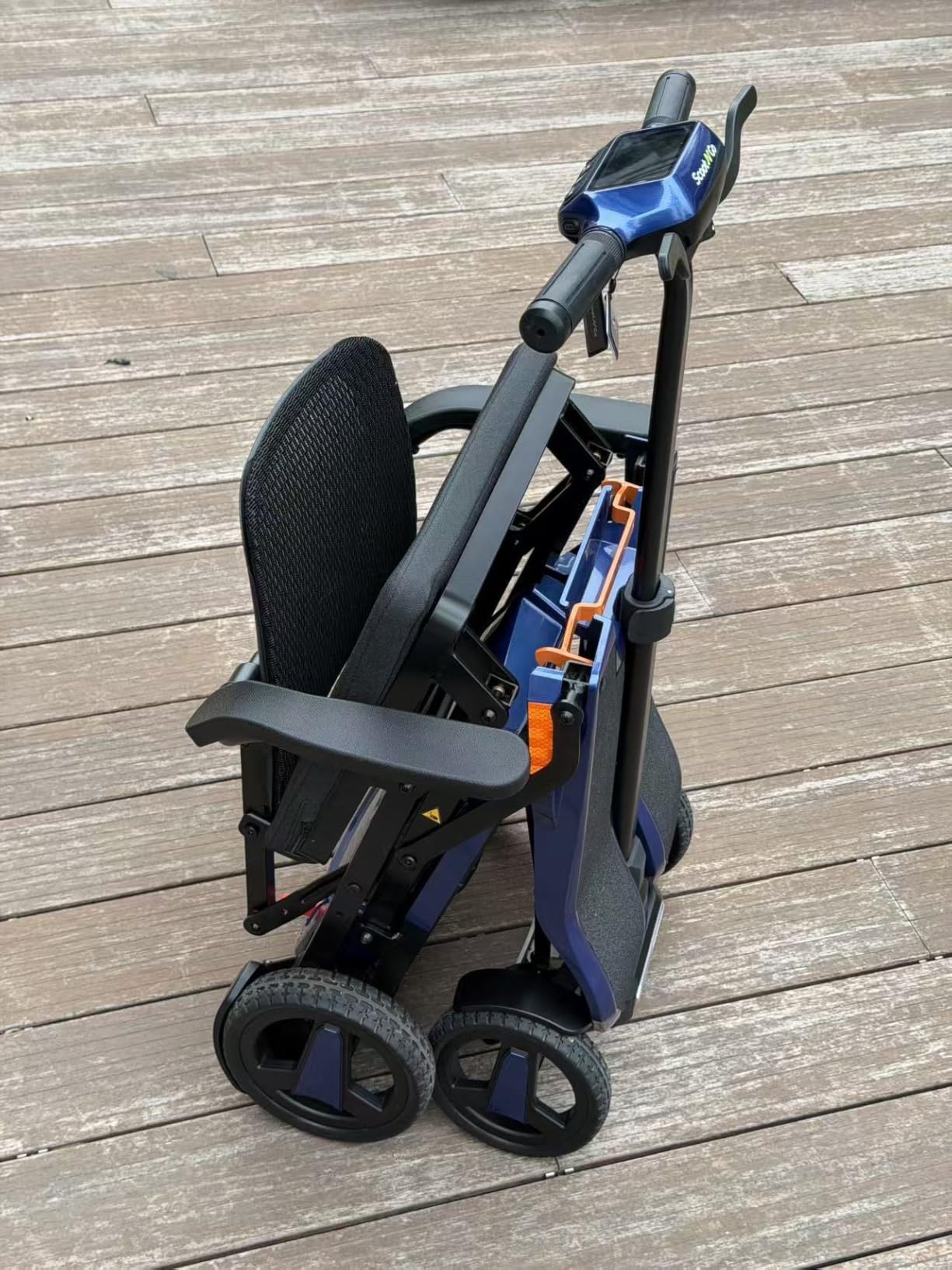 SCOOTNGO Voyager Mobility Scooter for Seniors Adults, 33lbs Travel Scooter customer photo 2