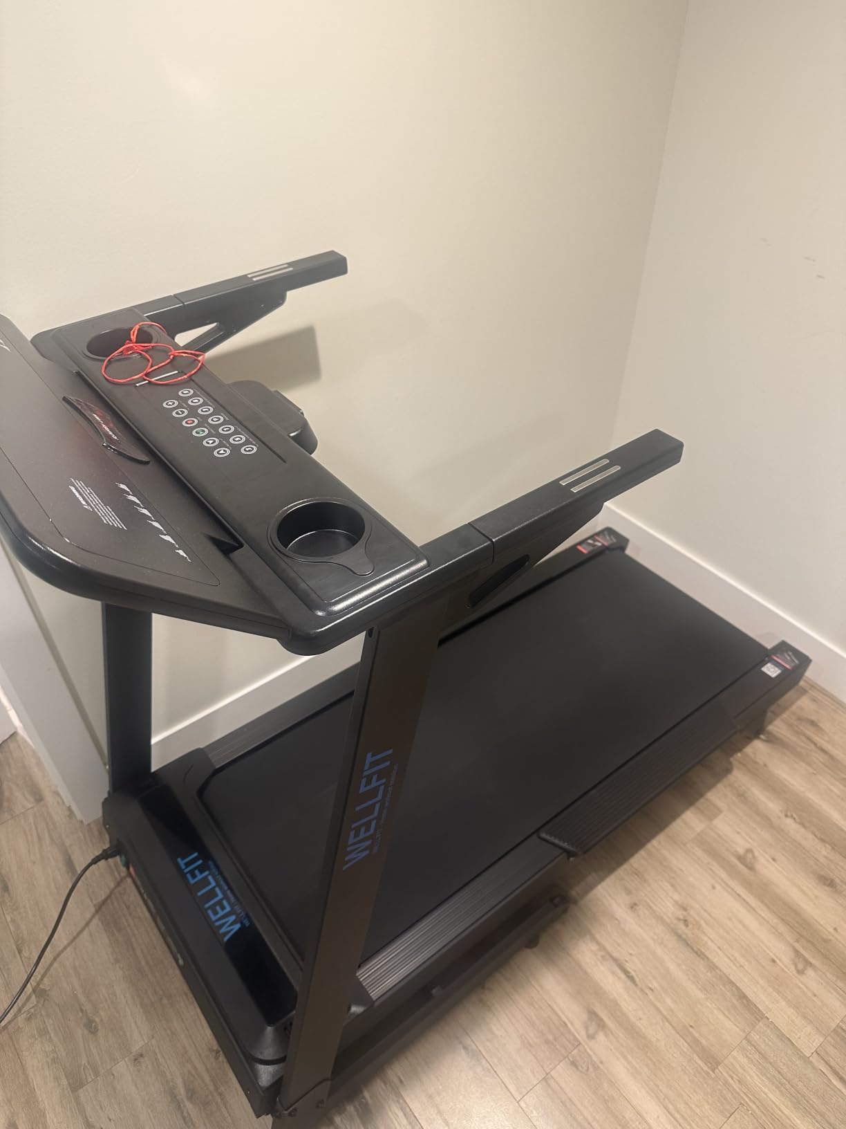 Treadmill with 15% Auto Incline, Foldable Heavy Duty Treadmill | 5.0HP, 10 MPH, 500 lbs Capacity, 20'' x 50'' Running Area with Pulse Sensor, Bluetooth Player & Large LED Display customer photo 2