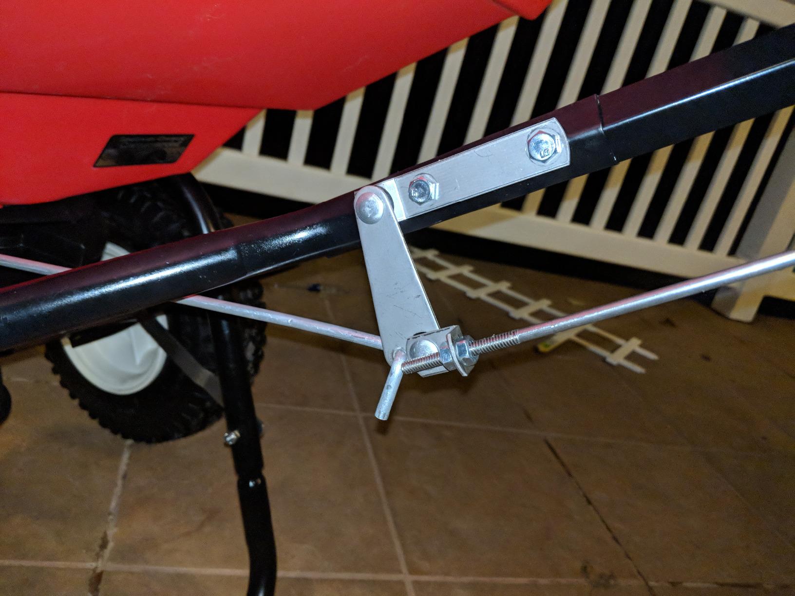 EarthWay 2170 Commercial 100 LB Broadcast Fertilizer Spreader. Red, Heavy-Duty Walk-Behind Push Garden Seeder with Adjustable Drop Rate and Driving Handle. Large 13 inch Pneumatic Stud Tires customer photo 2