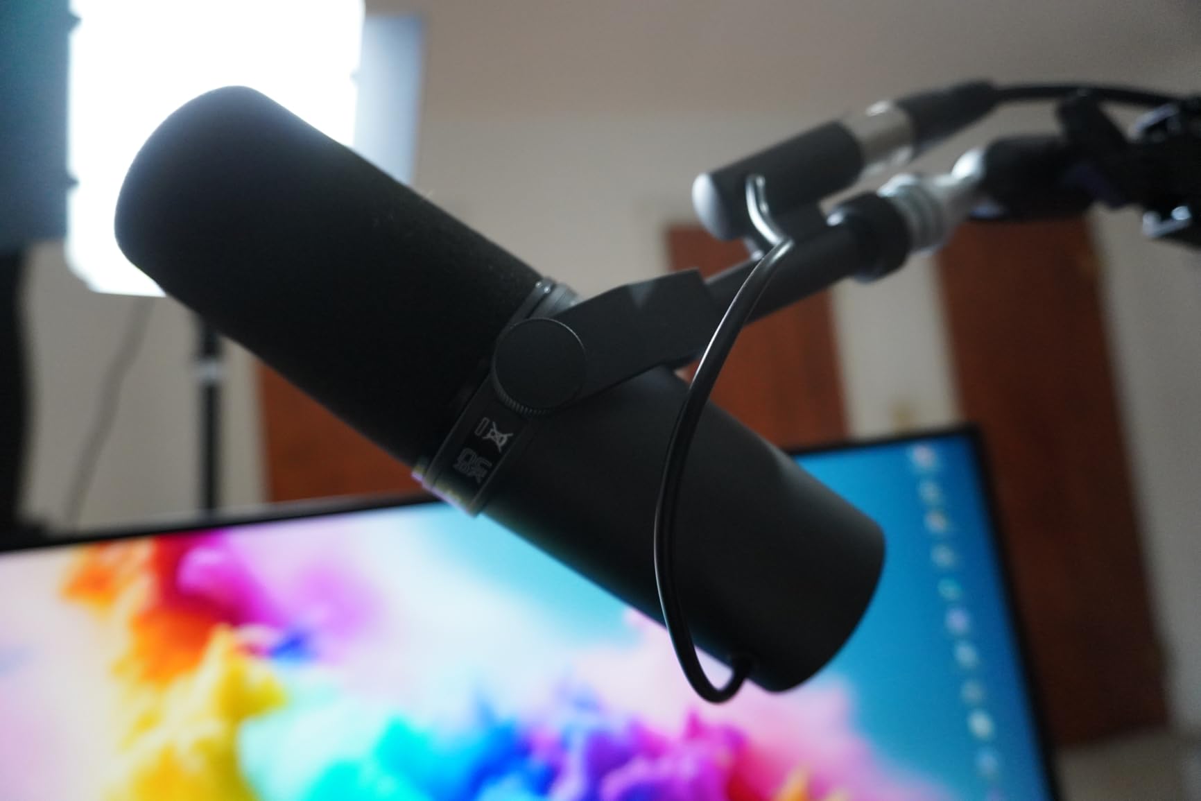 Shure SM7B Dynamic Vocal Microphone for Podcasting & Streaming customer photo 1