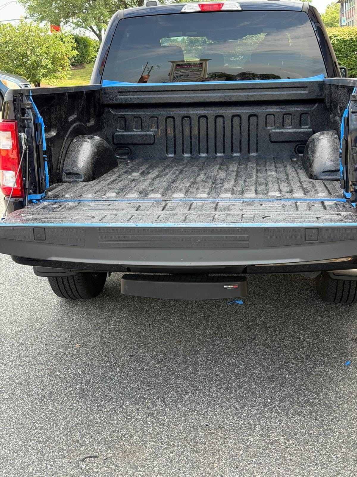 HERCULINER HCL1B8 Roll-on Bed Liner Kit,Black, 1 Gal. customer photo 2