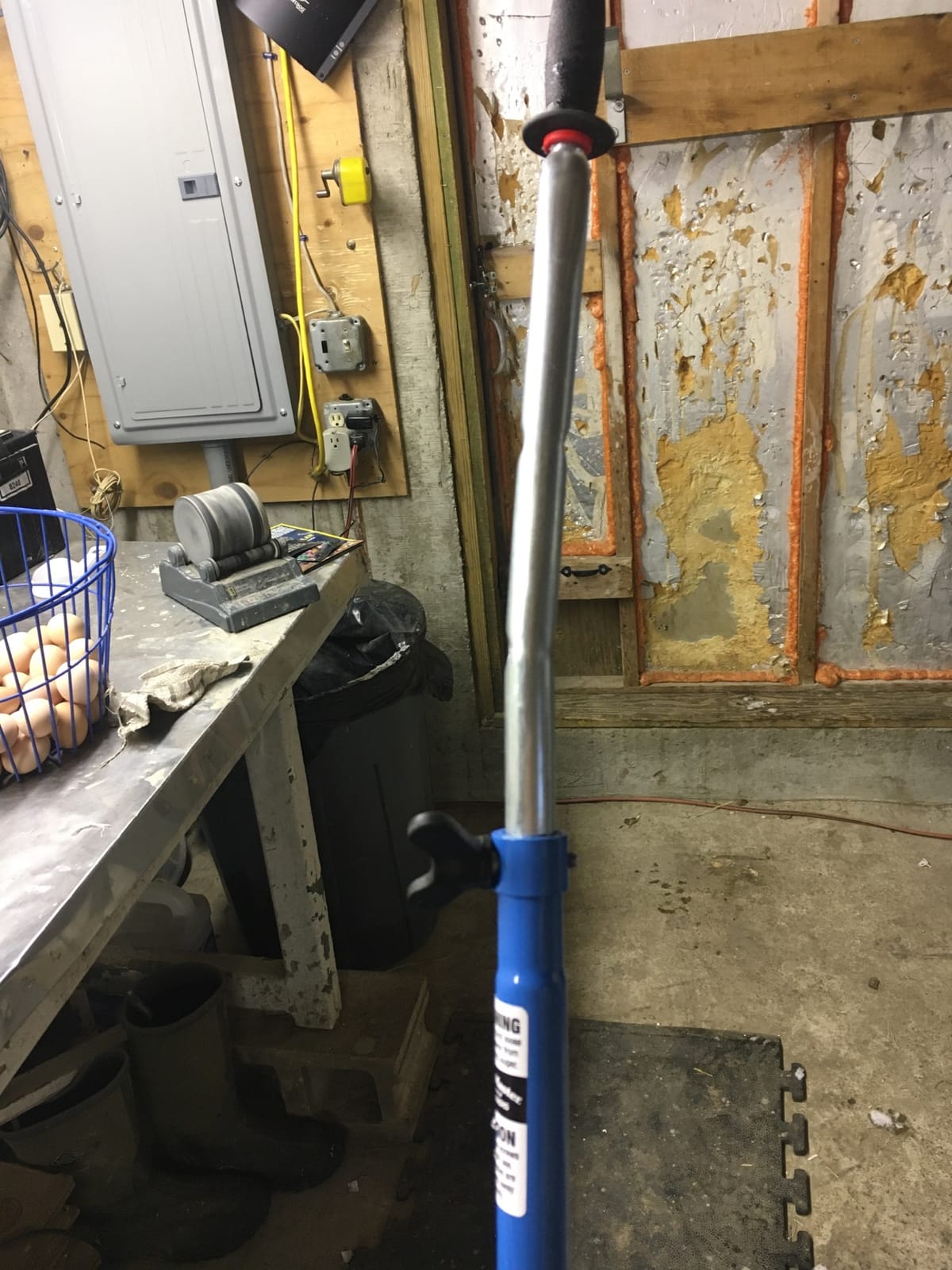 Strike Master Mora 2-Piece Hand Auger, Lightweight Powder Blue Ice Auger with High-Performance Steel Blades and Adjustable Handle customer photo 2