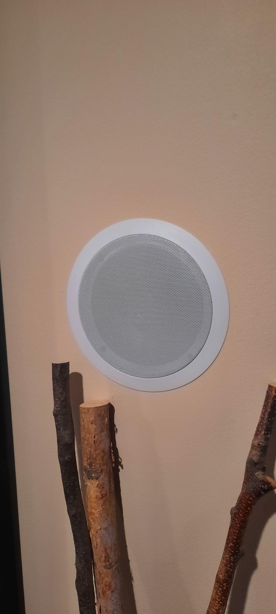 Pyle 6.5” Ceiling Wall Mount Speakers-Pair of 2-Way Midbass Woofer Speaker 1/2'' Polymer Dome Tweeter Flush Design w/70Hz-20kHz Frequency Response&200 Watts Peak Easy Installation-Pyle PDIC61RD customer photo 2