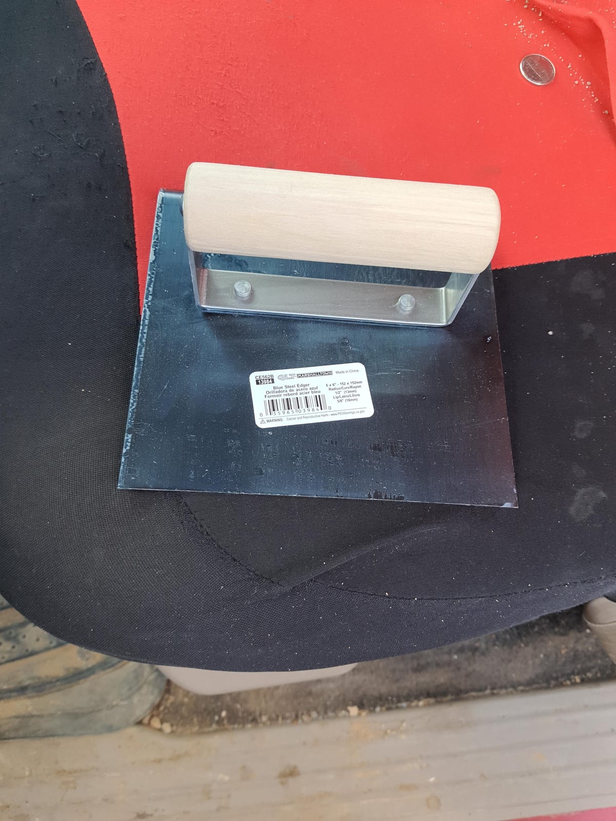 MARSHALLTOWN Straight Concrete Edger, 9 x 6 Inch, Assembled in USA customer photo 1