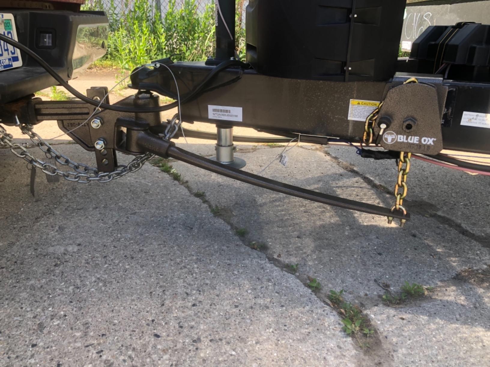 Blue Ox BXW1500 SwayPro Weight Distributing Hitch 2″ Receiver for Trailer | 7-Hole Shank | 15,000 lb Maximum Towing | Quick & Easy Setup | Noise-Free Sway Prevention customer photo 2