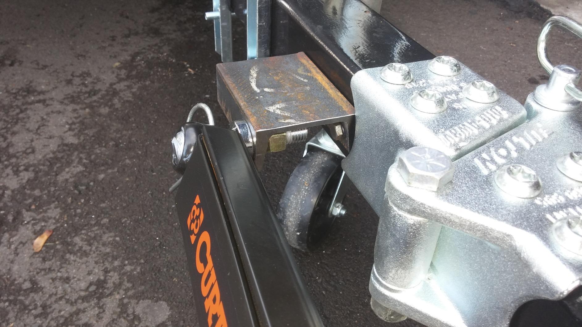 CURT 17200 Trailer Sway Control Kit for Weight Distribution Hitches customer photo 2