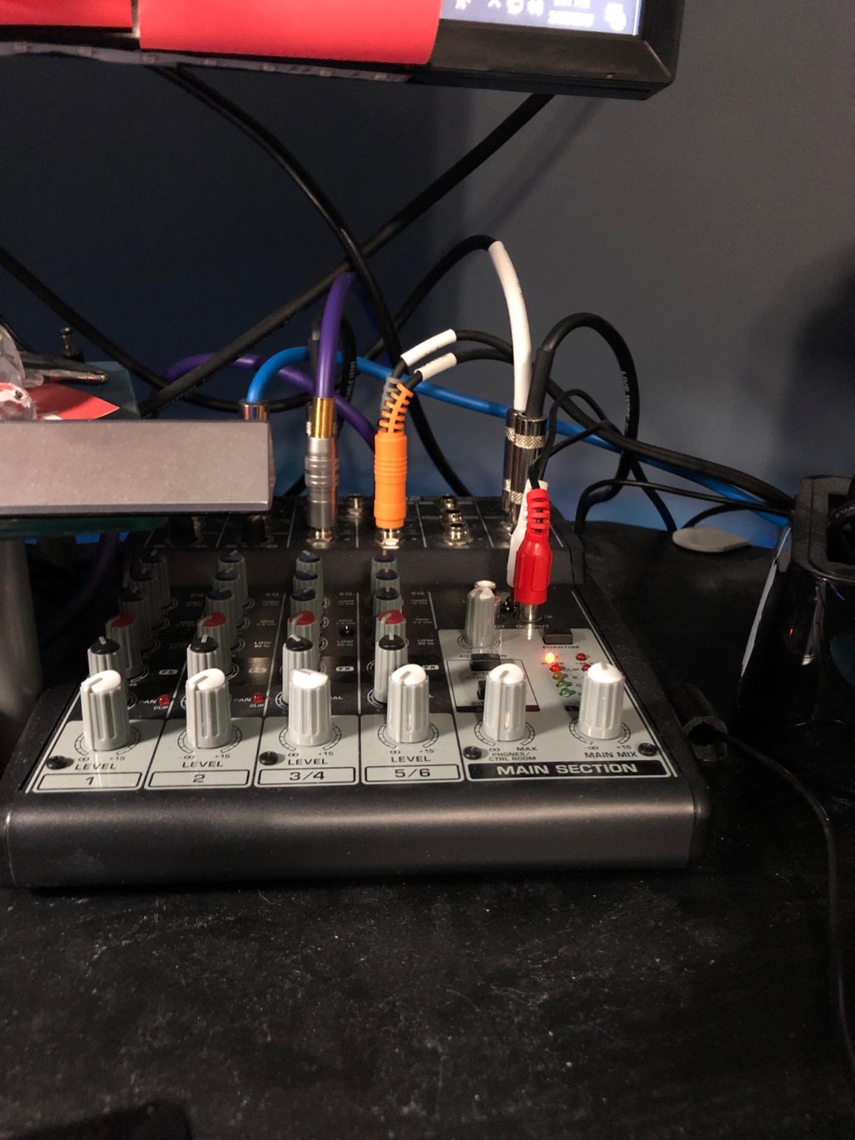 Behringer Xenyx 802 Premium 8-Input 2-Bus Mixer with Xenyx Mic Preamps and British EQs customer photo 2
