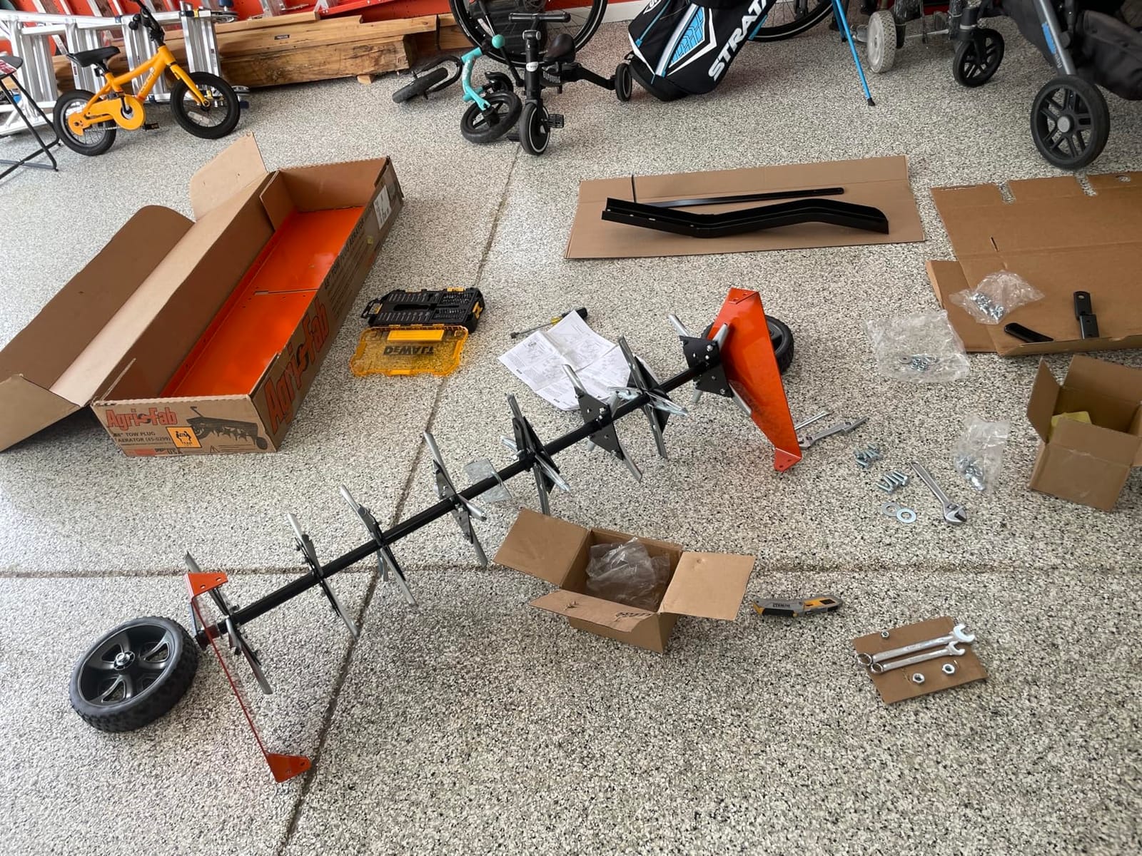 Agri-Fab 48 In Tow Behind Lawn Plug Aerator with 32 Galvanized Knives and Universal Hitch customer photo 1