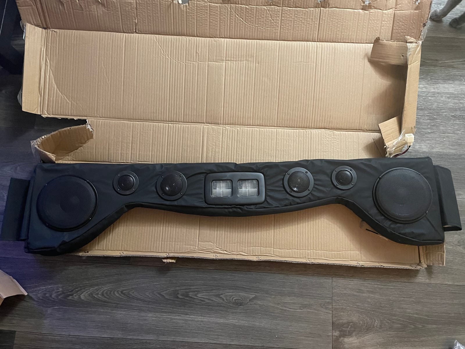 Vertically Driven 792501 6 Speaker Sound Bar Wrangler 87-02,Black customer photo 2