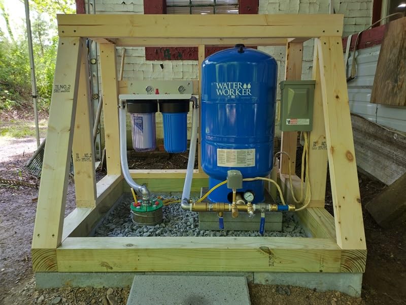 WaterWorker 153921 44Gal Vertical Well Tank, 44 Gallon, Blue customer photo 1