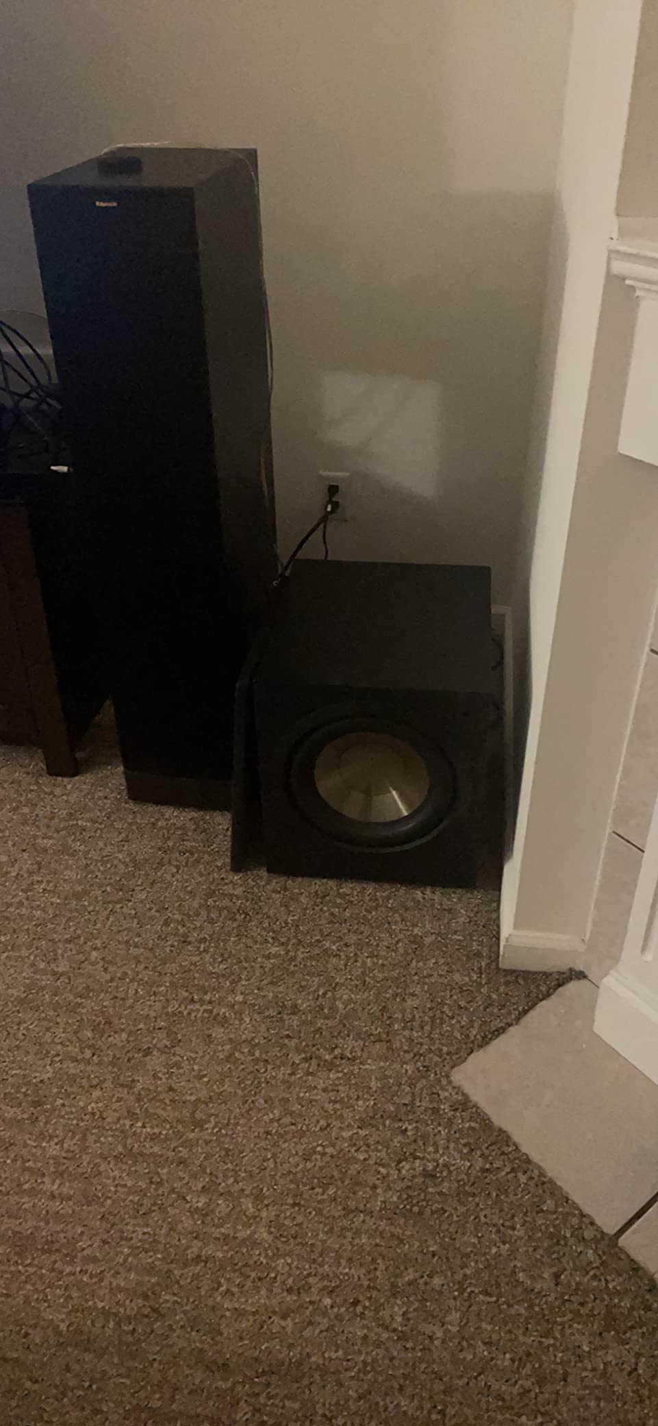 BIC America F12 12-Inch 475-Watt Front Firing Powered Subwoofer customer photo 1