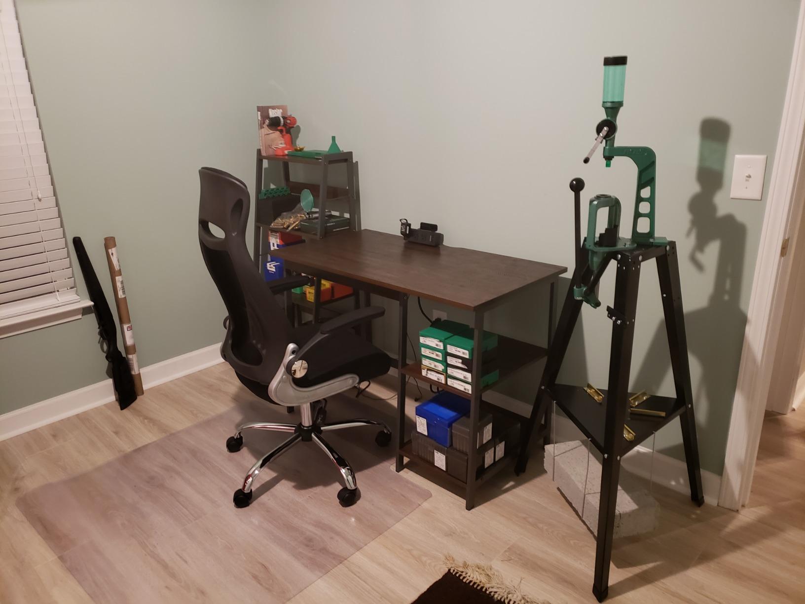 90688 Lee Precision, Reloading Stand, Black customer photo 1