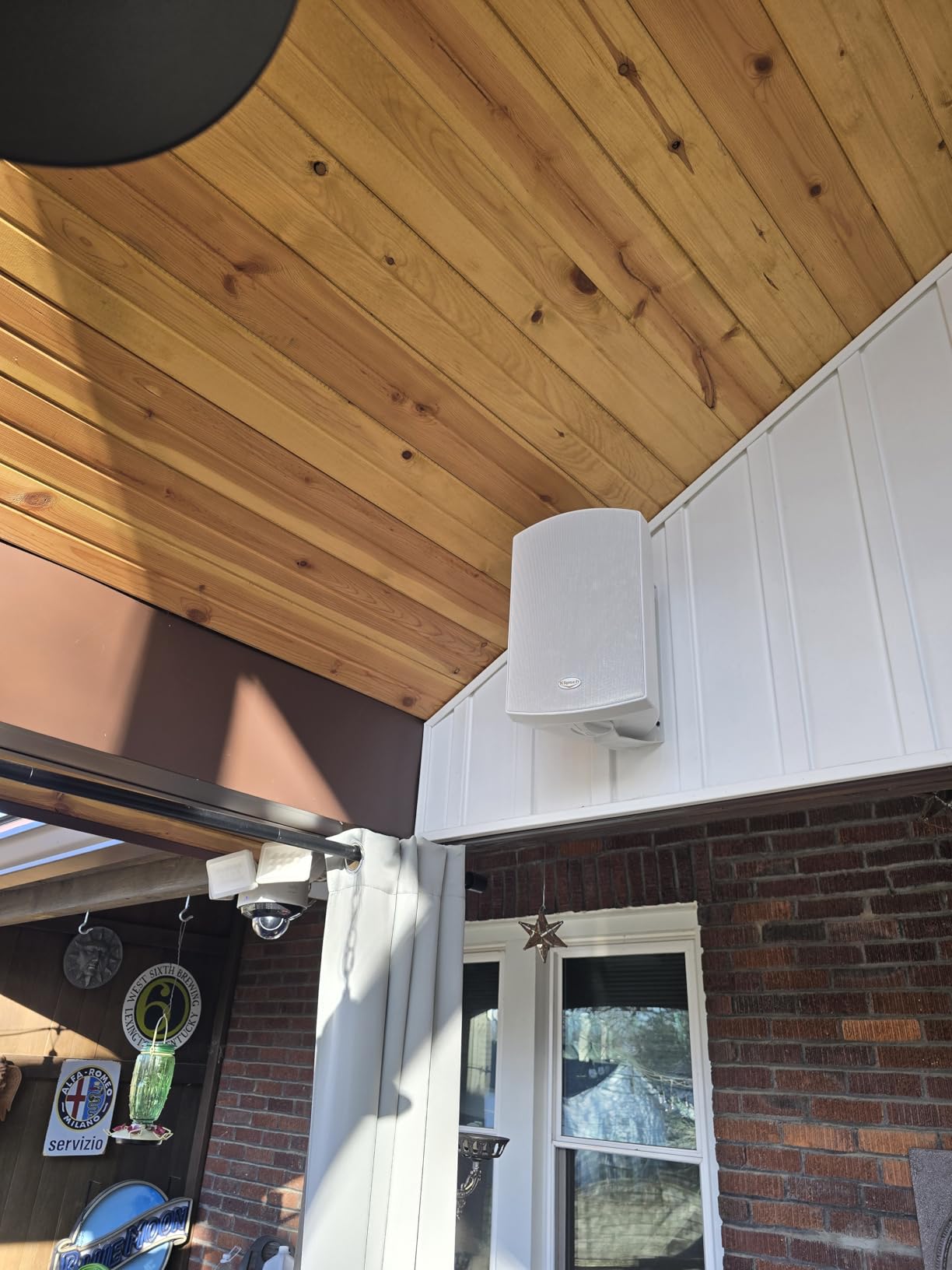 Klipsch AW-650 Indoor/Outdoor Speaker, Black (Pair) customer photo 2