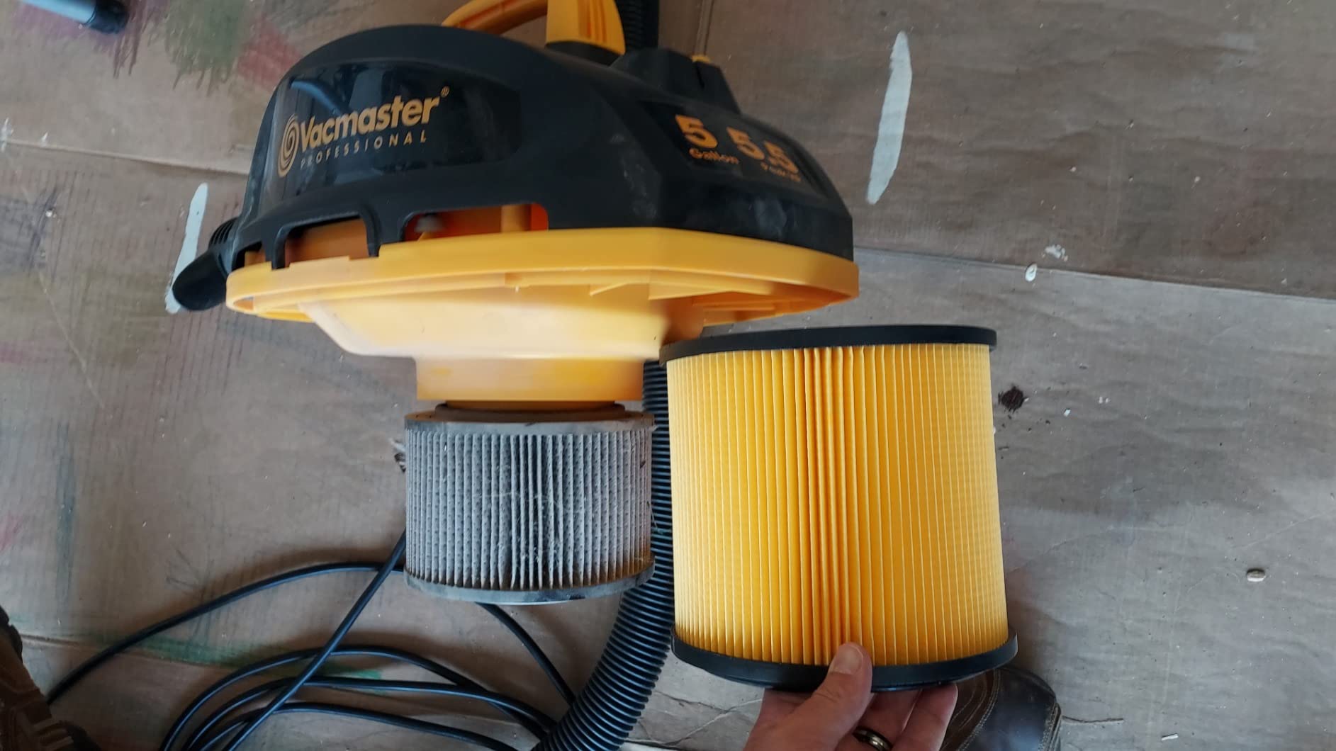 Vacmaster Standard Cartridge Filter & Retainer for Use With 5 to 16 Gallon Wet/Dry Vacs customer photo 1