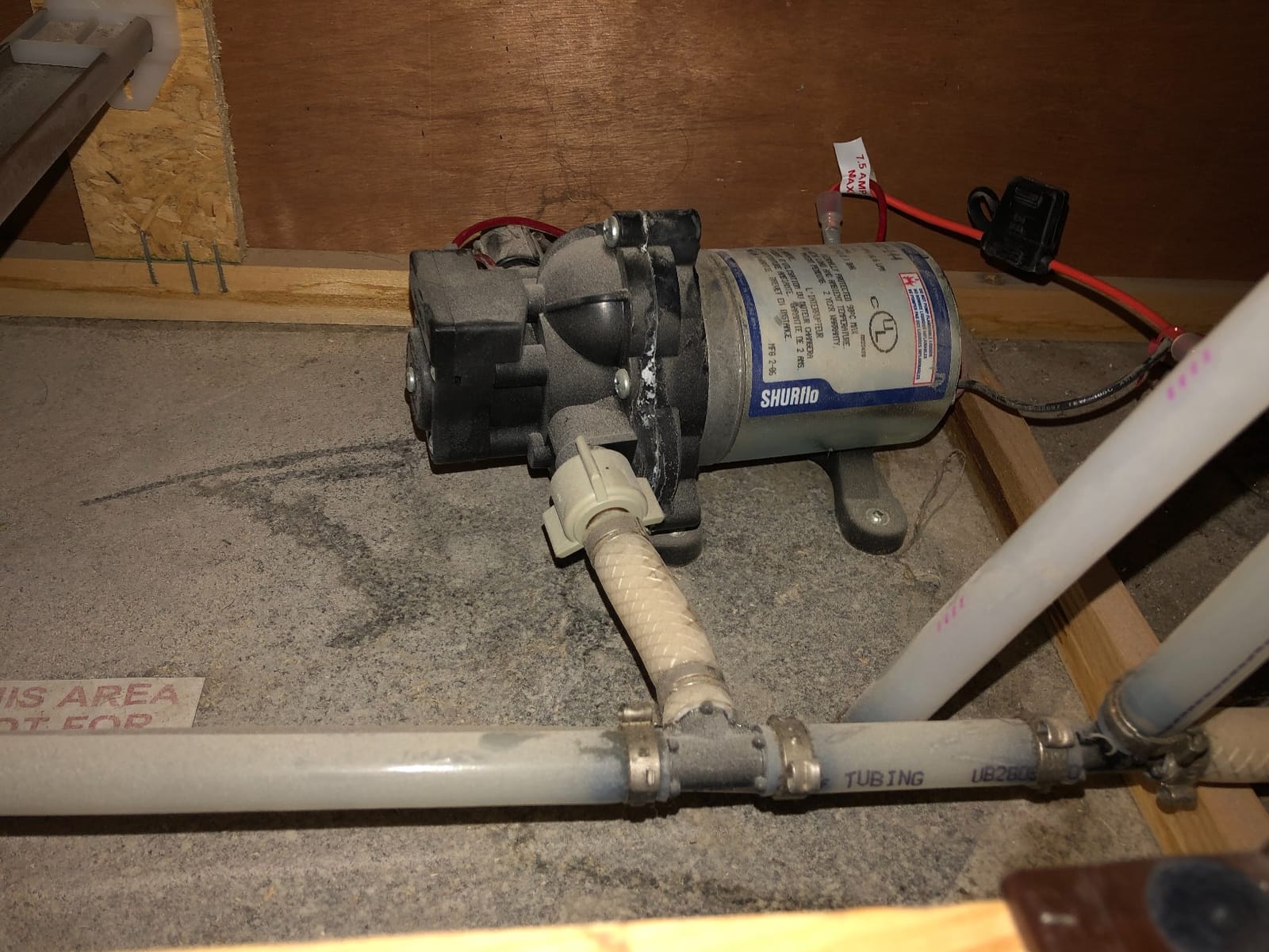 PENTAIR SHURFLO Revolution 4008-101-E65 RV Fresh Water Pump 12V 3.0 GPM 55 PSI Quiet Automatic Demand Diaphragm By-Pass Pump customer photo 1