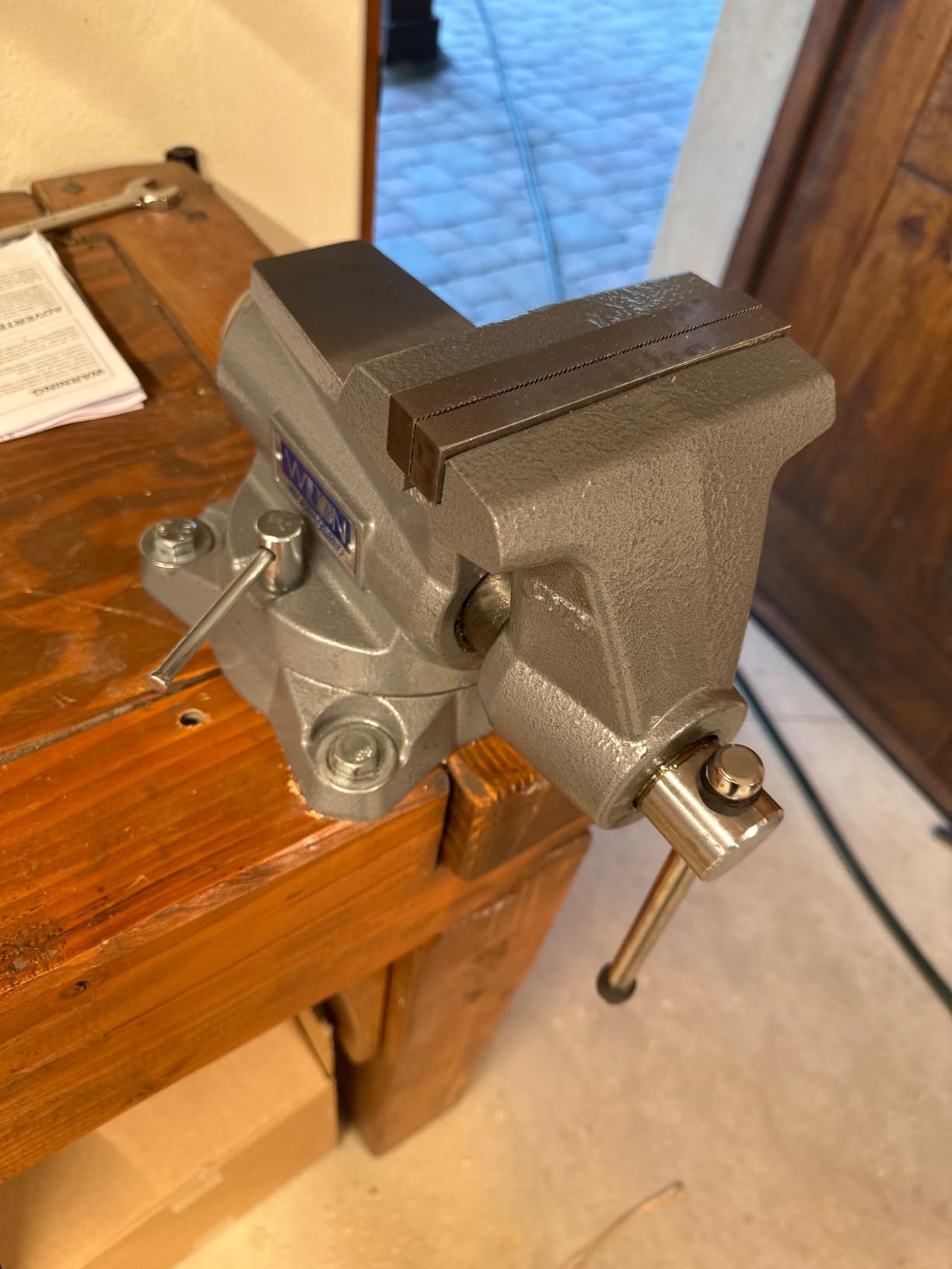 Wilton Mechanics Pro Bench Vise, 5-1/2