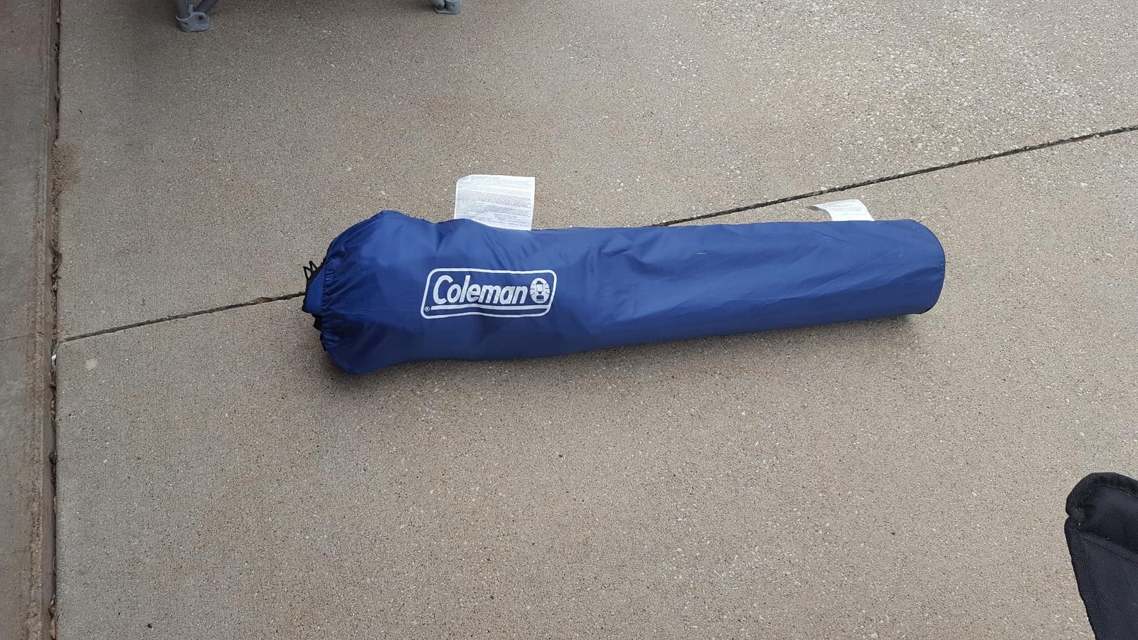 Coleman Portable Camping Chair with 4-Can Cooler, Cushioned Seat & Back with Side Pockets & Cup Holder, Carry Bag Included, Great for Camping, Tailgating, Firepits, Patio, & More customer photo 1