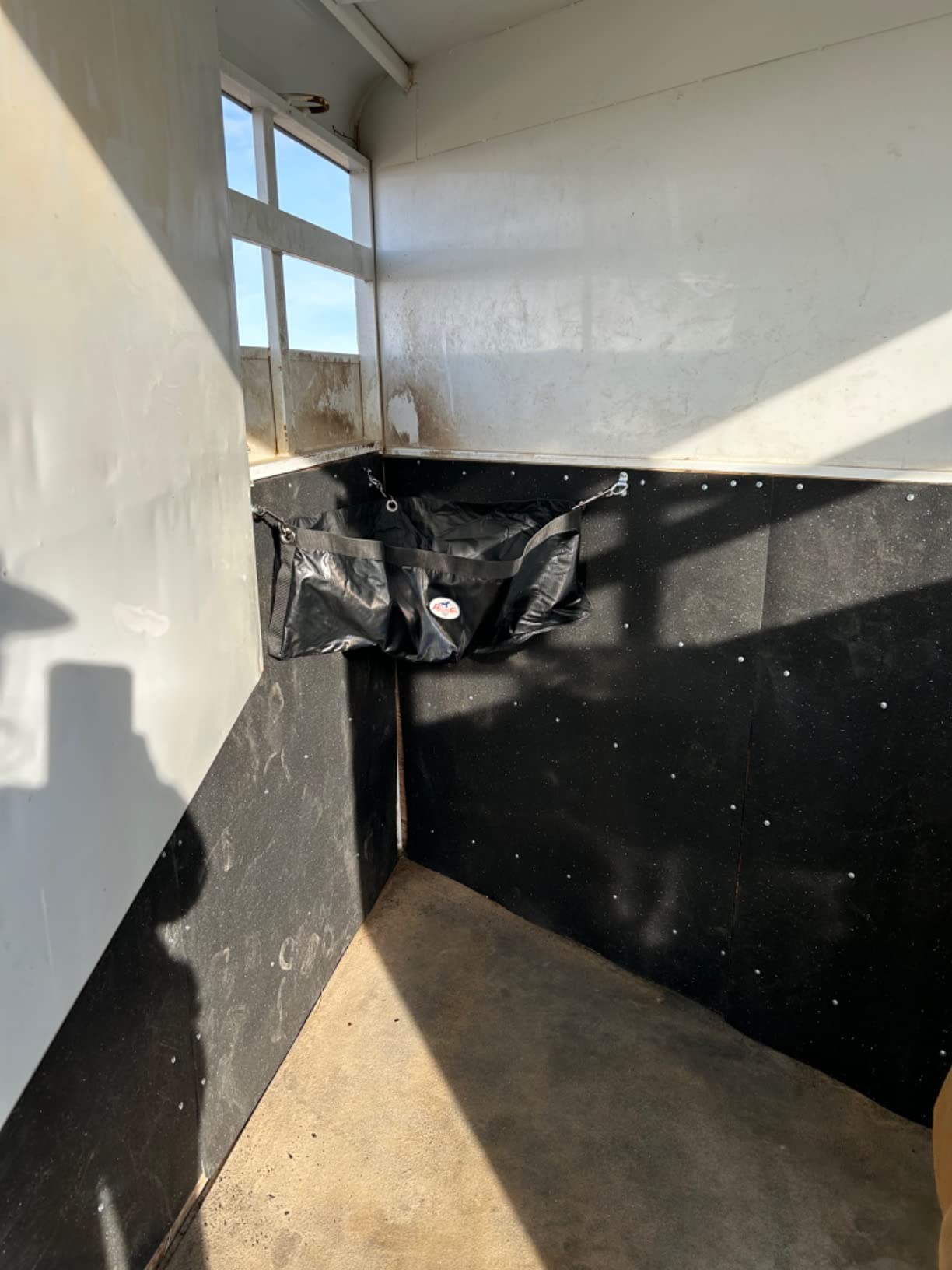 Professional's Choice Trailer Corner Feeder for Horses customer photo 1