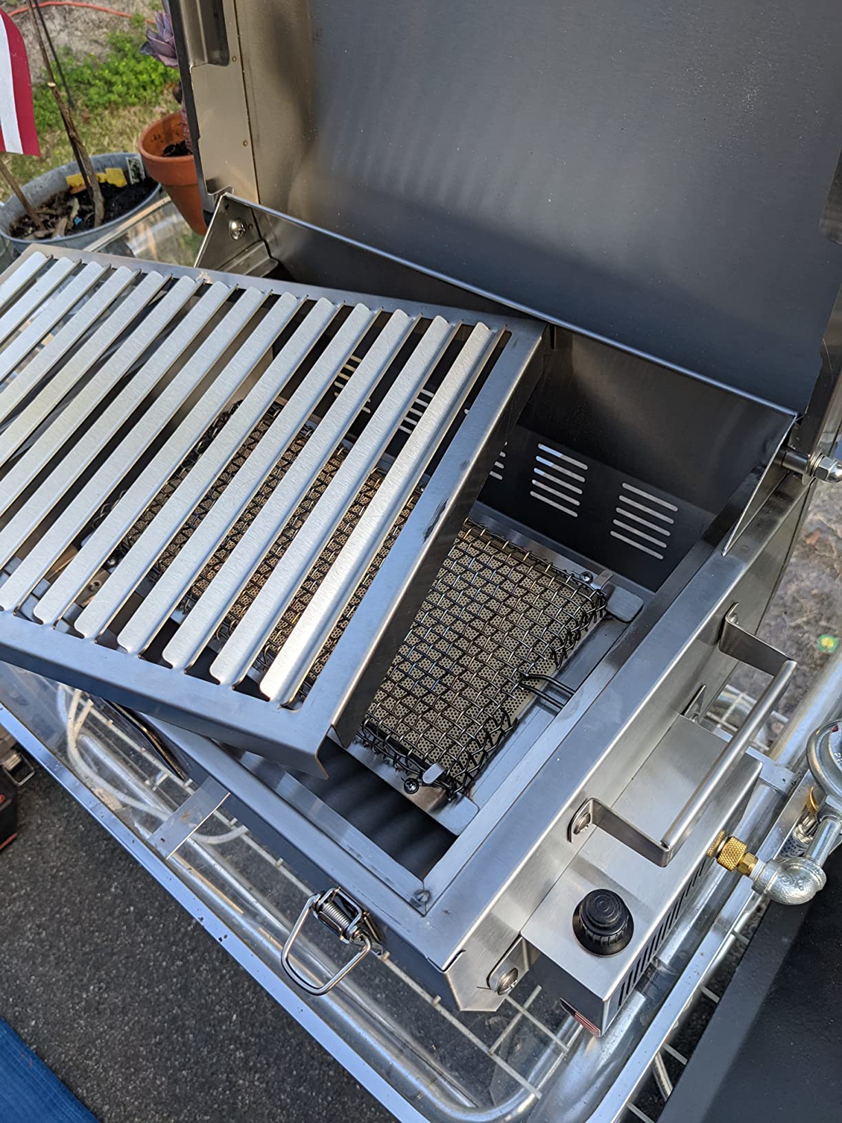 Solaire SOL-EV17A Everywhere Portable Infrared Propane Gas Grill, Stainless Steel | Stainless Steel customer photo 2