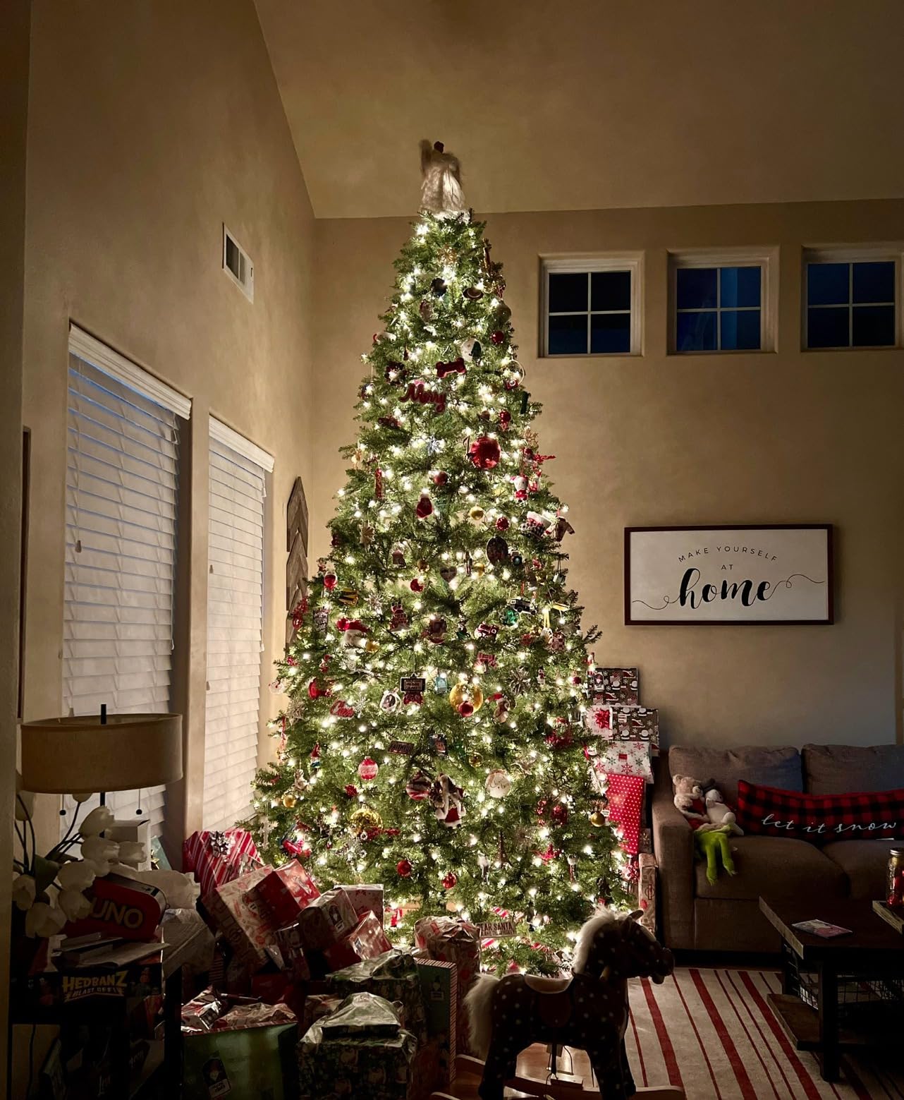 National Tree Company 12ft Pre-Lit Dunhill Fir Artificial Christmas Tree | 1,500 Clear Lights, 7,794 Tips, Includes Stand, Green customer photo 2