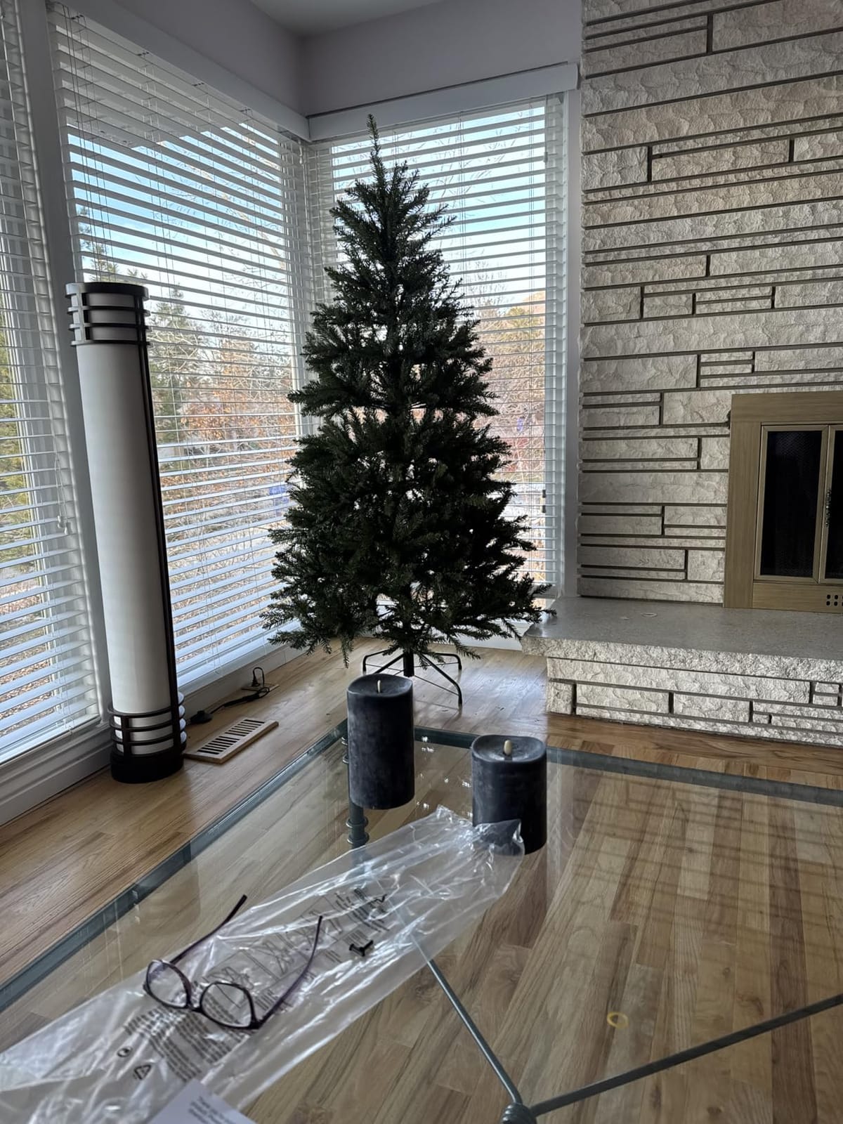 National Tree Company 7.5ft Unlit Dunhill Fir Artificial Christmas Tree | 2,514 Tips, Includes Stand, Green customer photo 2
