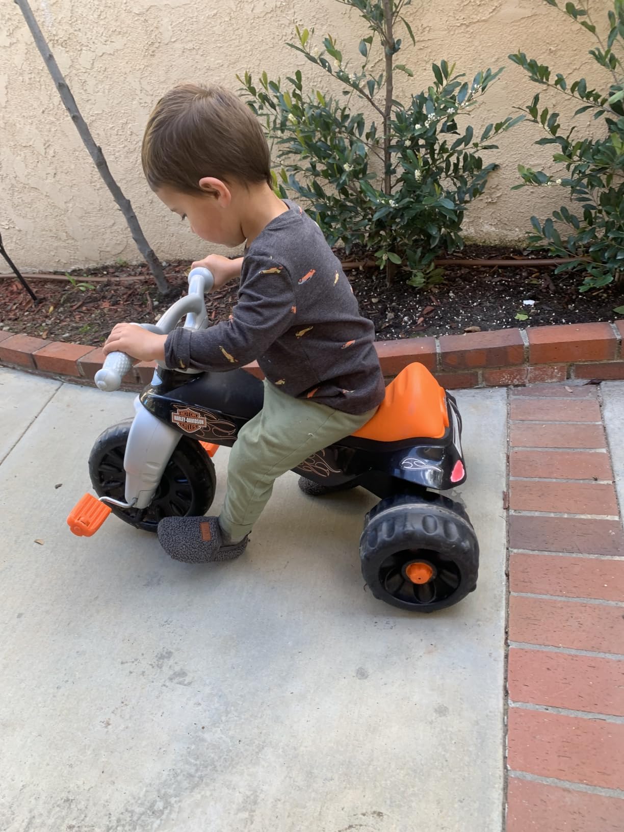 Fisher-Price Toddler Tricycle Harley-Davidson Tough Trike, Toy Bike with Handlebar Grips & Storage for Outdoor Play Kids Ages 2+ Years (Amazon Exclusive) customer photo 2