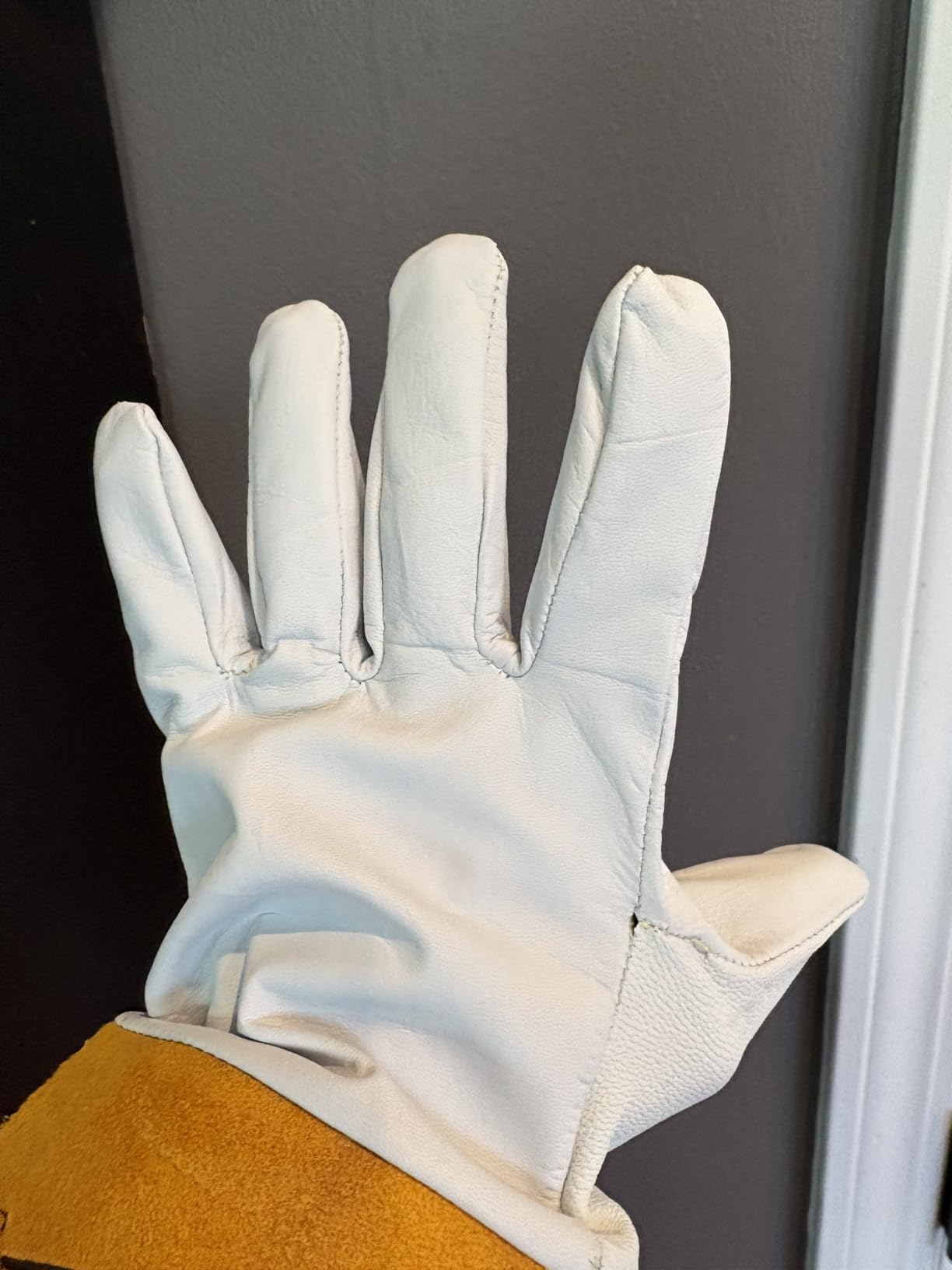 IRONCAT 6141 Kidskin TIG Welding Gloves – Large, Kevlar Thread Welding Gloves with 4 in. Gold Cuff, Straight Thumb, Pearl, Natural customer photo 2