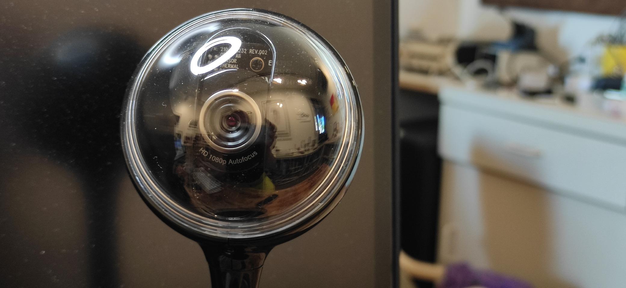 Logitech BCC950 Desktop Video Conferencing Webcam & Speakerphone - Black customer photo 2