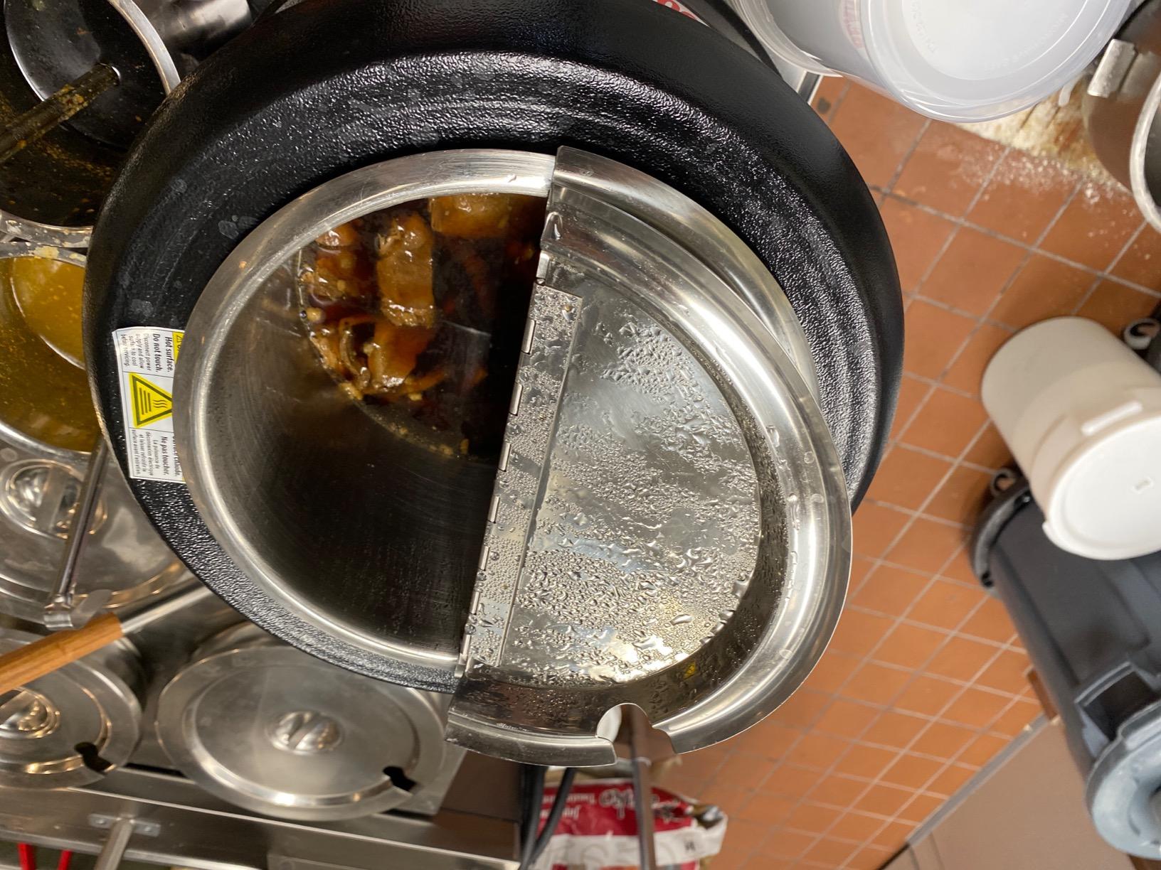 Winco 10 qt Black Electric Soup Warmer customer photo 2