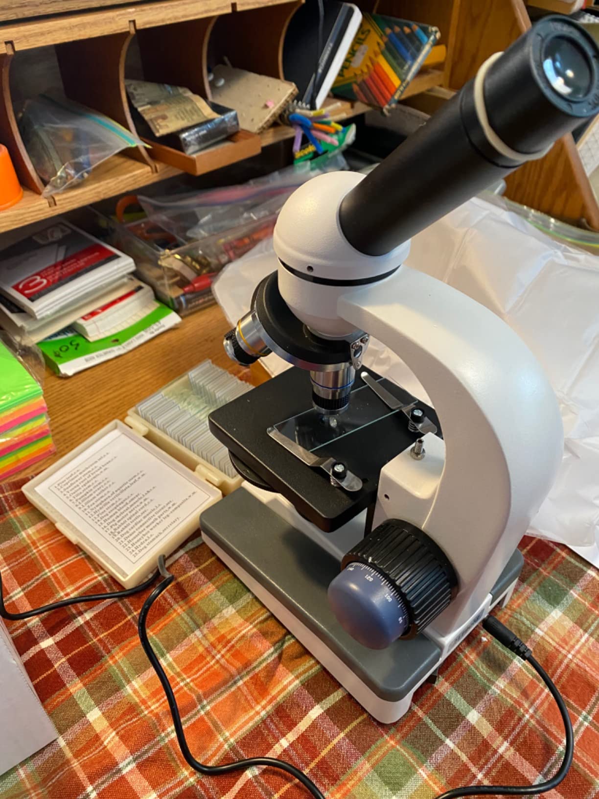 AmScope M150C-PS25 Series Portable Monocular Compound Microscope - 1000X customer photo 1