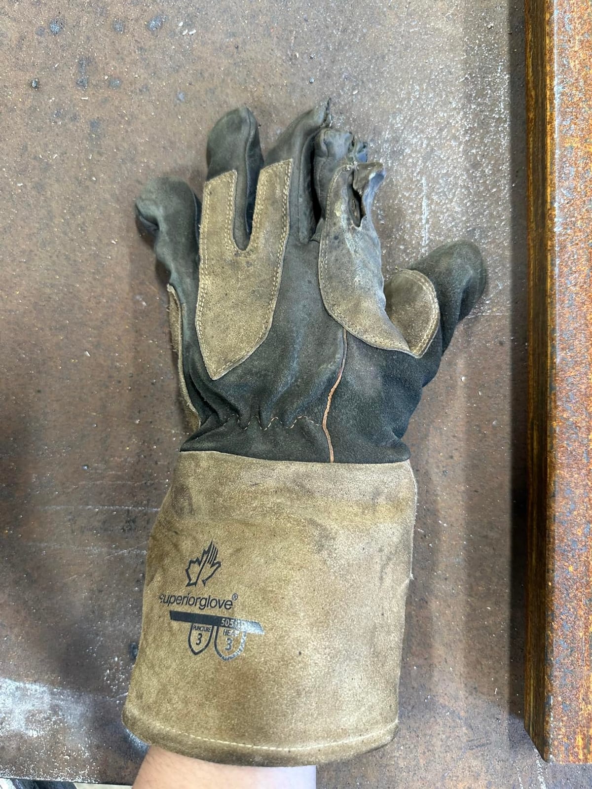 Superior Glove Endura 370GFKL Leather TIG Work Gloves (1 Pair) Medium customer photo 2