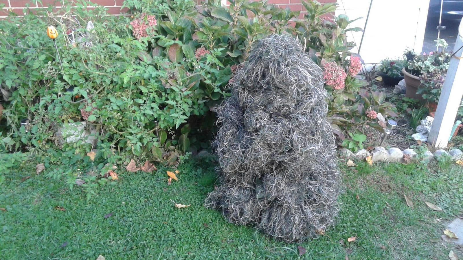 VIVO Ghillie Suits, Adult and Youth Sizes, Dry Grass, Leaf, and Woodland Camo Styles customer photo 1