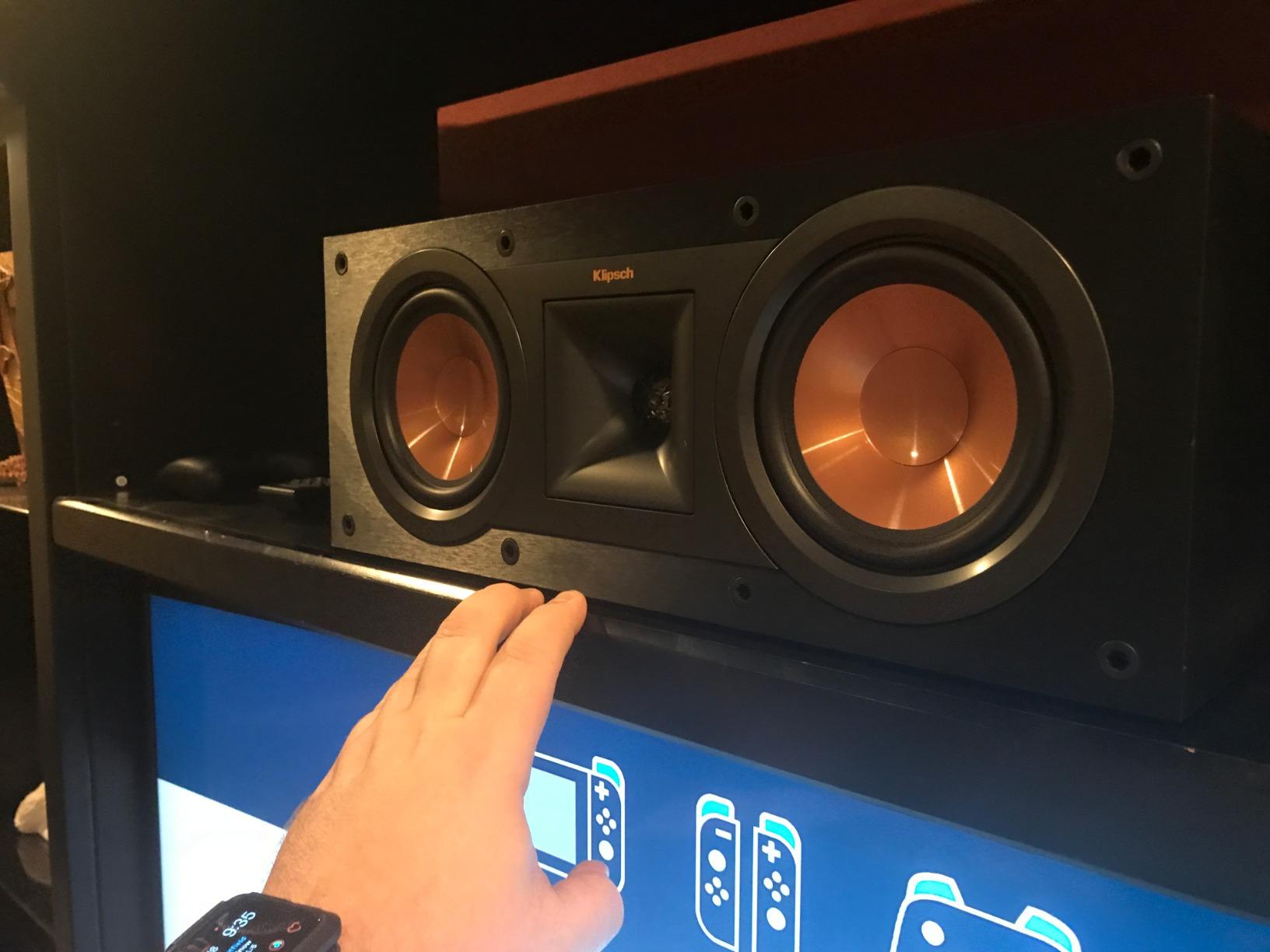 Klipsch Reference R-25C Reference Two-Way Center Channel Speaker, 400W Peak Power customer photo 1