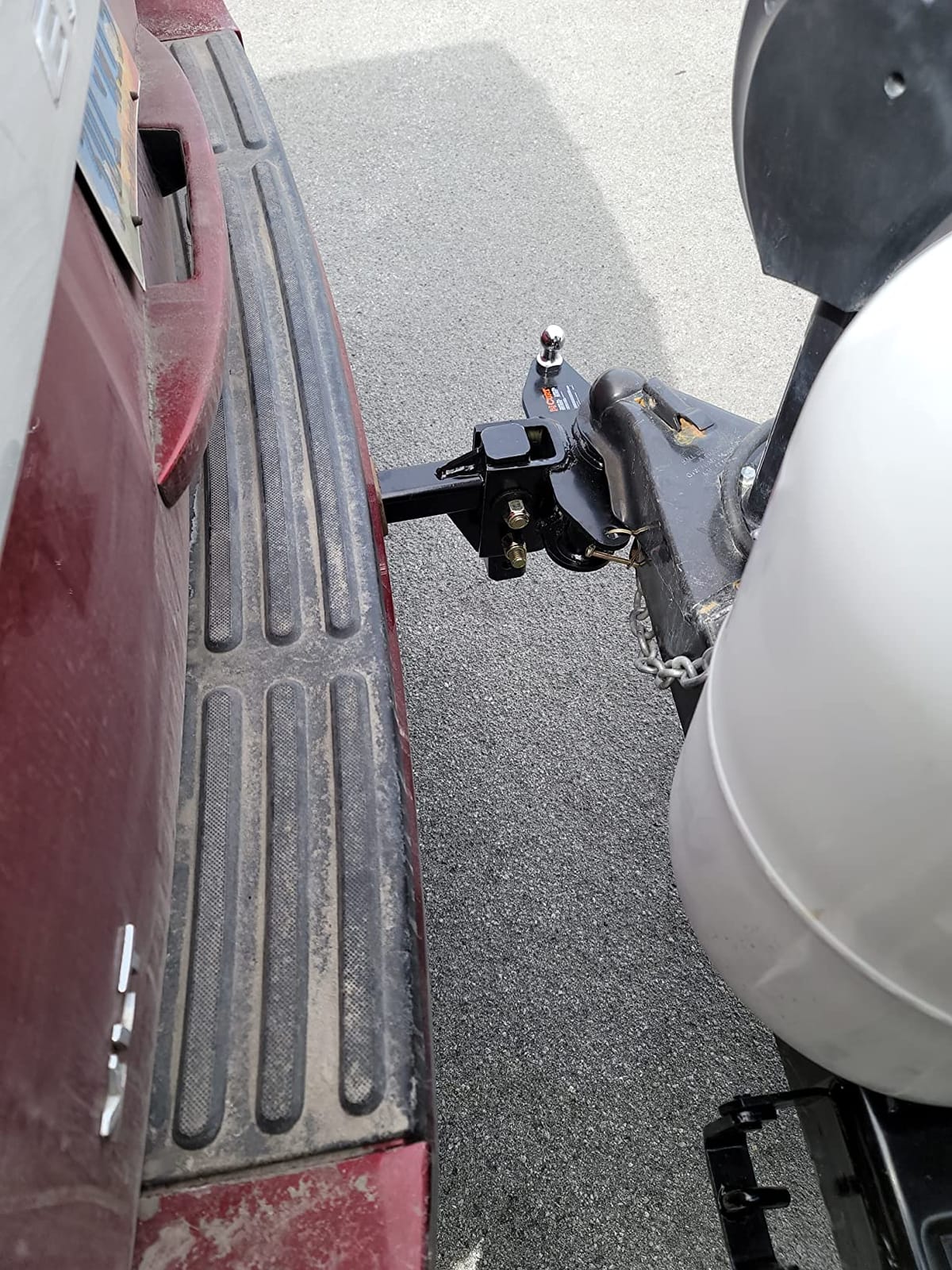 CURT 17063 Round Bar Weight Distribution Hitch with Sway Control, 14,000 lb customer photo 1