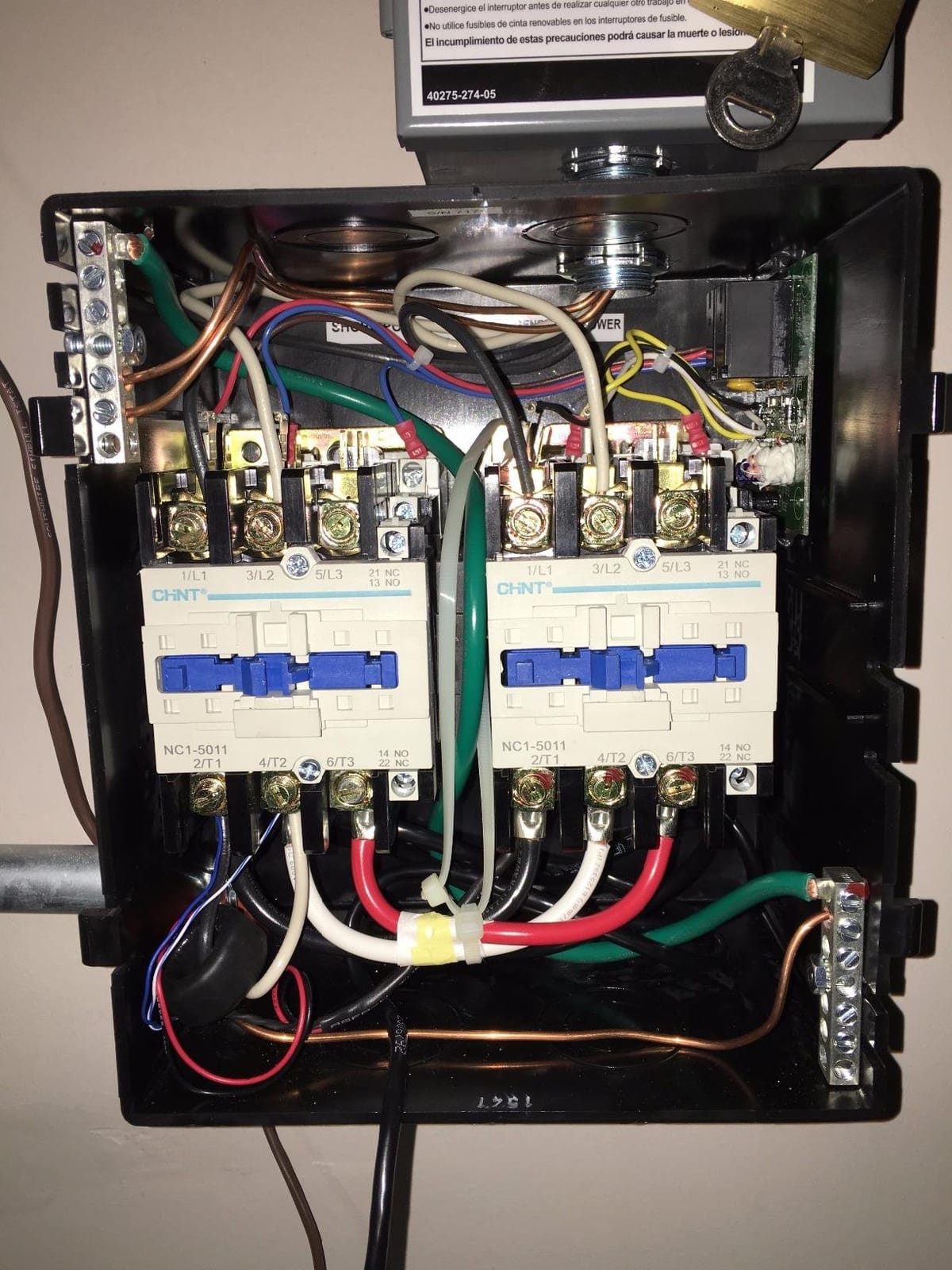 Technology Research (40100 50 Amp Surge Guard Automatic Transfer Switch,Black customer photo 1