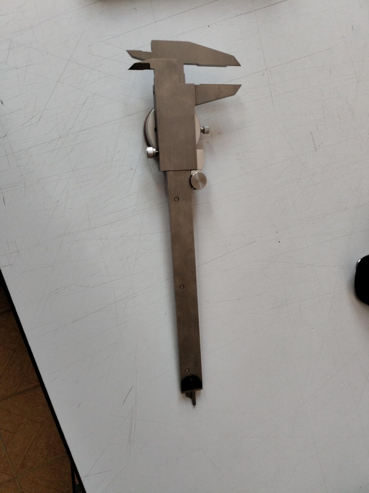 Accusize Industrial Tools 0-6''/0-150 mm by 0.001''/0.02 mm Inch/Metric Dual Needle Precision Dial Caliper Stainless Steel, P920-S236 customer photo 2
