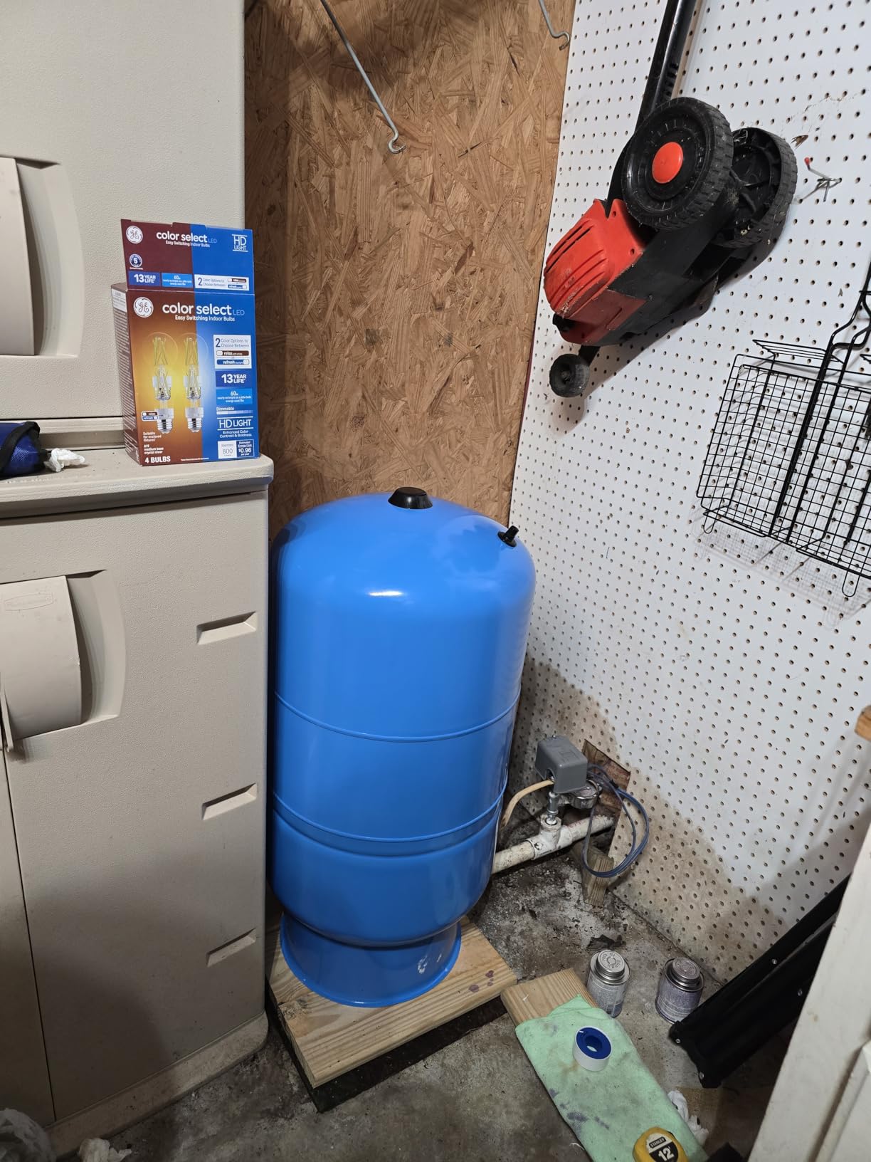 WX 202 Amtrol 20 Gallon Well-X-Trol free standing Water Well PRESSURE TANK customer photo 1