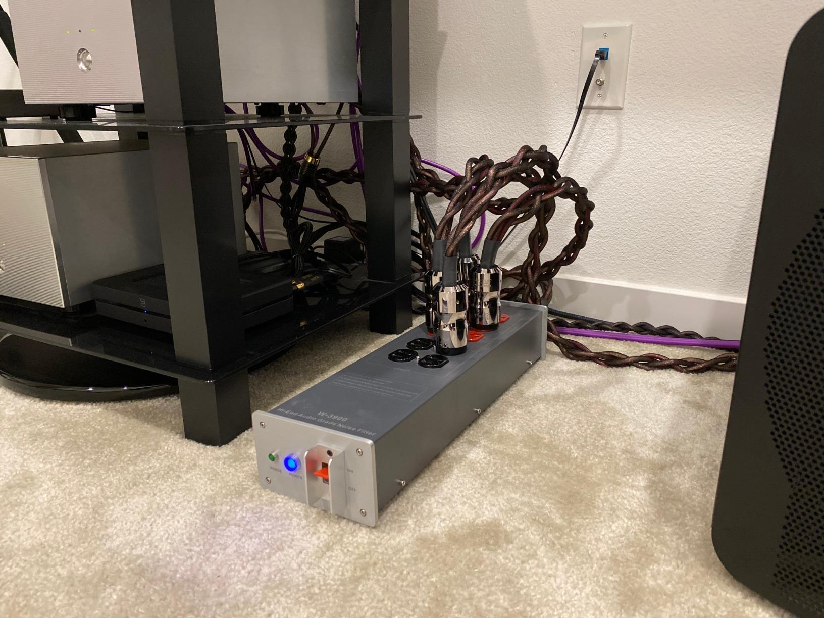 AC Power Filter Power Conditioner - WAudio AC Power Purifier with Surge Protector, Grey customer photo 2