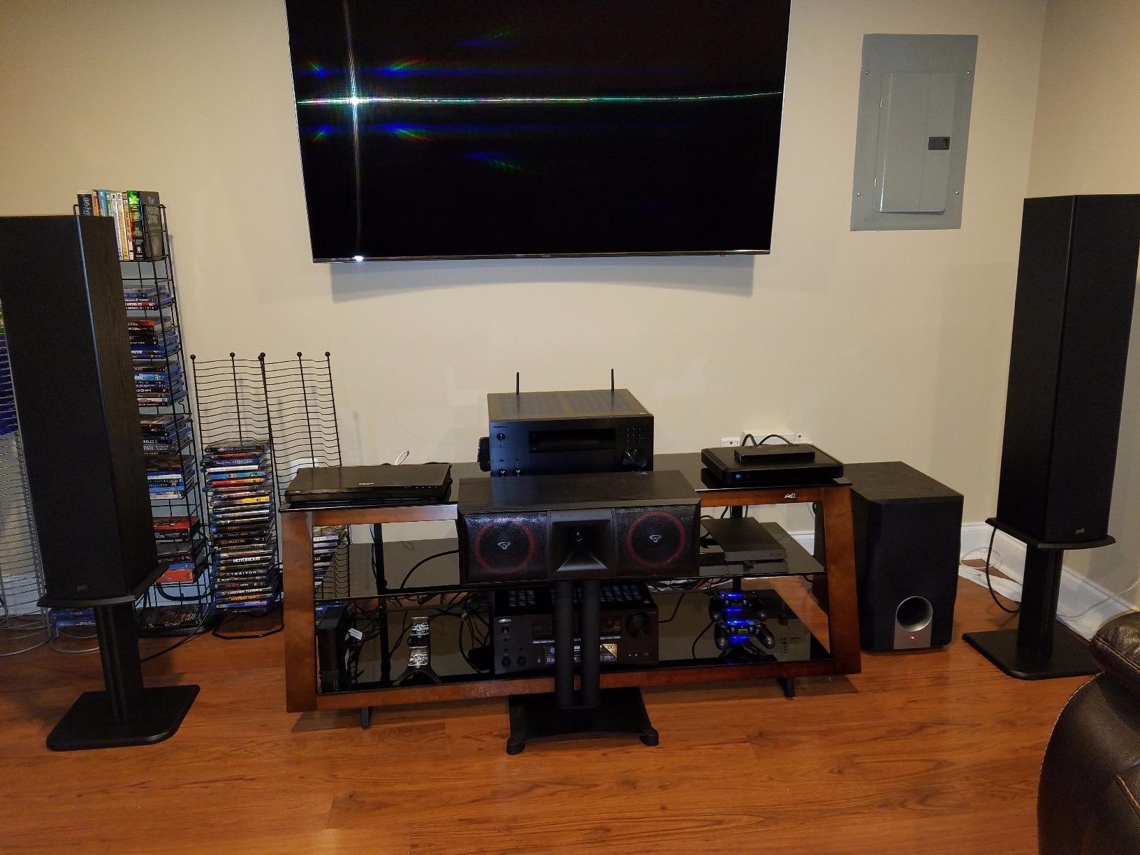 Polk Audio T50 Home Theater Floor Standing Tower Speaker 150W, Black customer photo 2