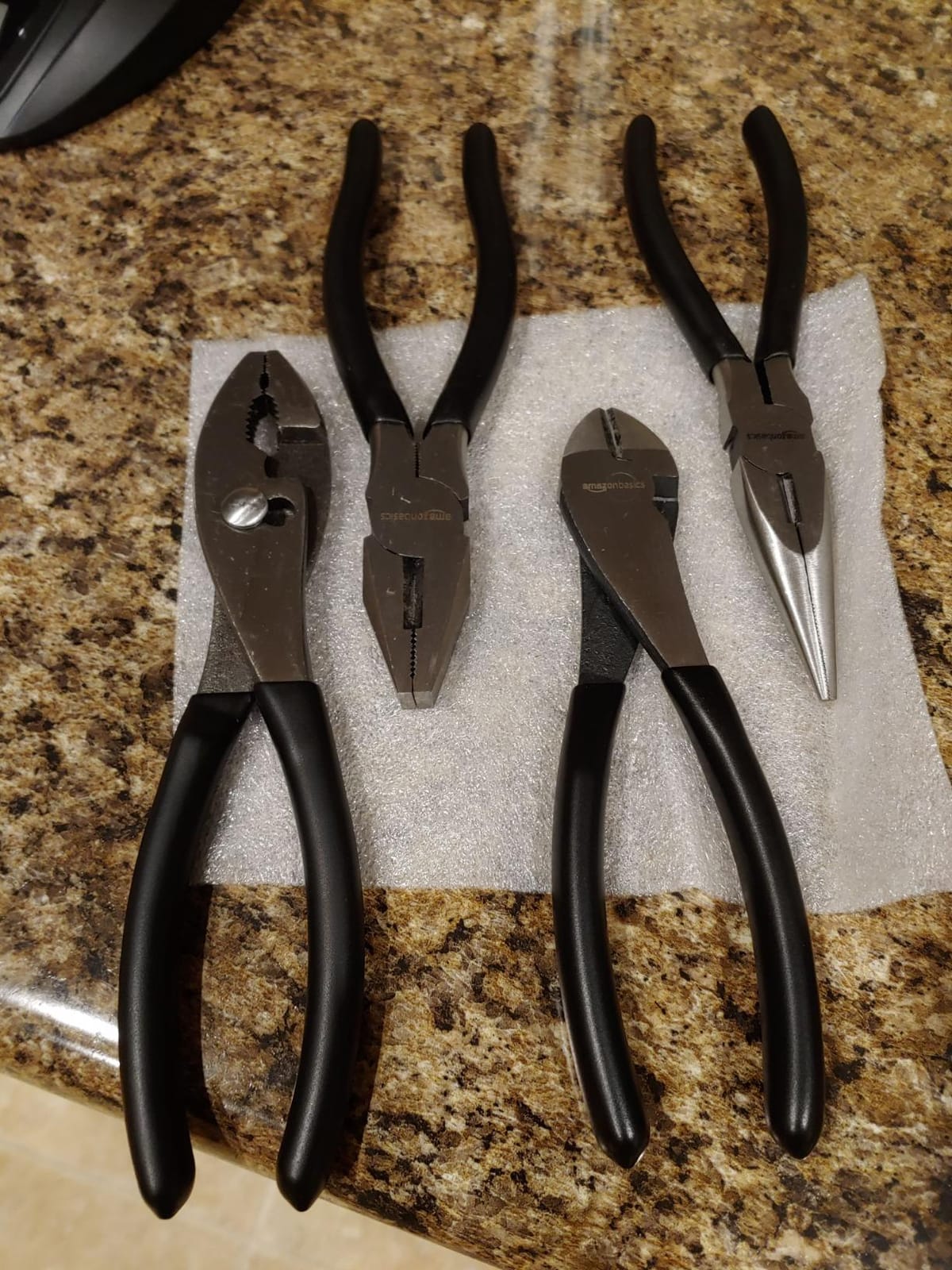 Amazon Basics Pliers Set, Hand Tools for Precision, Cutting Wire Cutter with Needle Nose and Diagonal, Quality Tool Set for Home Maintenance, Set of 4, Black and Silver customer photo 2