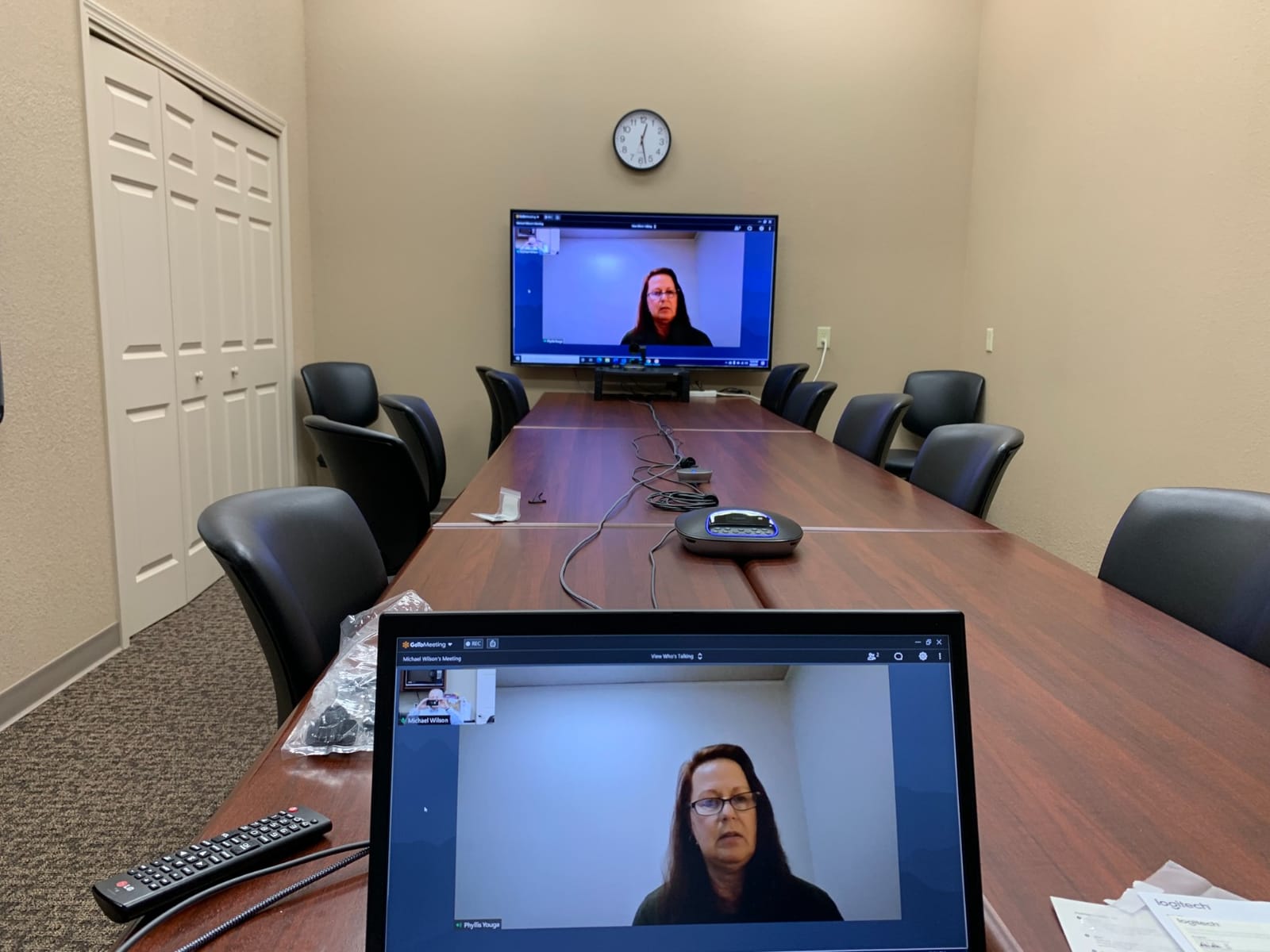 Logitech Group Video and Audio Conferencing System Big Meeting Rooms customer photo 2